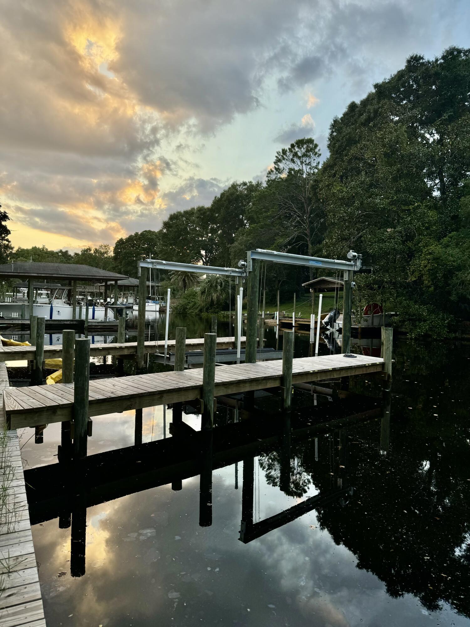 EDGEWATER VILLAGE - Land