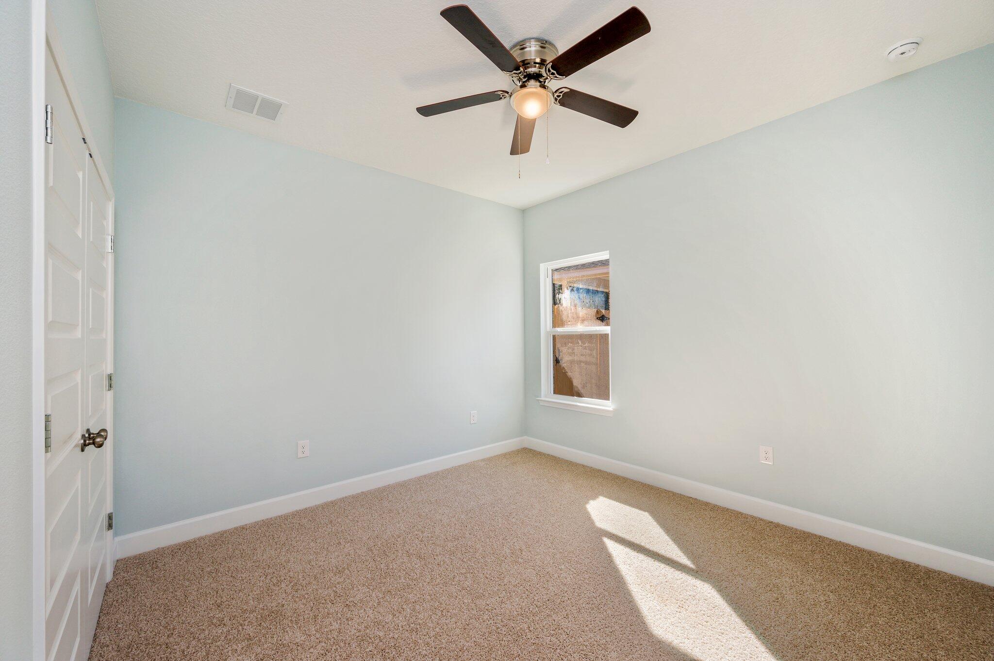 LIBERTY OAKS - Residential