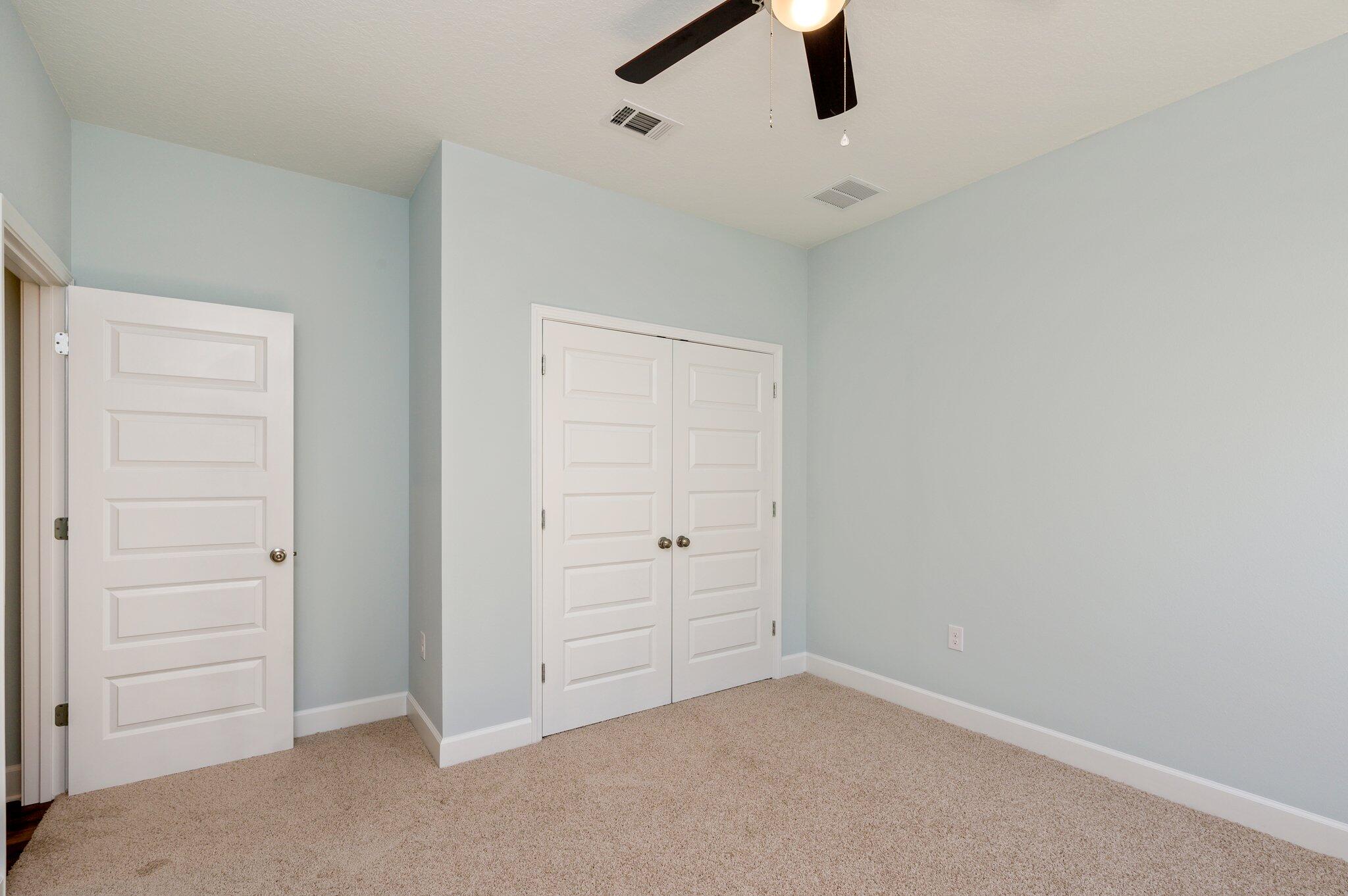 LIBERTY OAKS - Residential