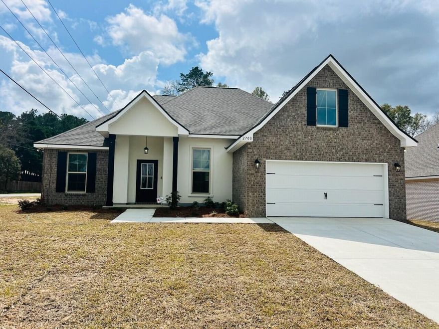 Awesome builder rate, FREE smart home package + choose 1 of the following free: front gutters, refrigerator, or window blinds. Restrictions apply.Located on a corner lot the ROSES V B in Young Oaks community offers a 3BR, 2BA, open design with flex space and computer desk/niche. Upgrades added (list attached).Features: double vanity, garden tub, separate shower, and 2 walk-in closets in master bath, tray ceiling in master bed, kitchen island, walk-in pantry, covered porches, recessed lighting, crown molding, ceiling fan in living and master, framed mirrors, smoke/carbon monoxide detectors, landscaping, architectural 30-year shingles, flood lights, and more!Energy Efficient Features: water heater, electric appliance package, vinyl low E MI windows, and more! Energy Star Partner.