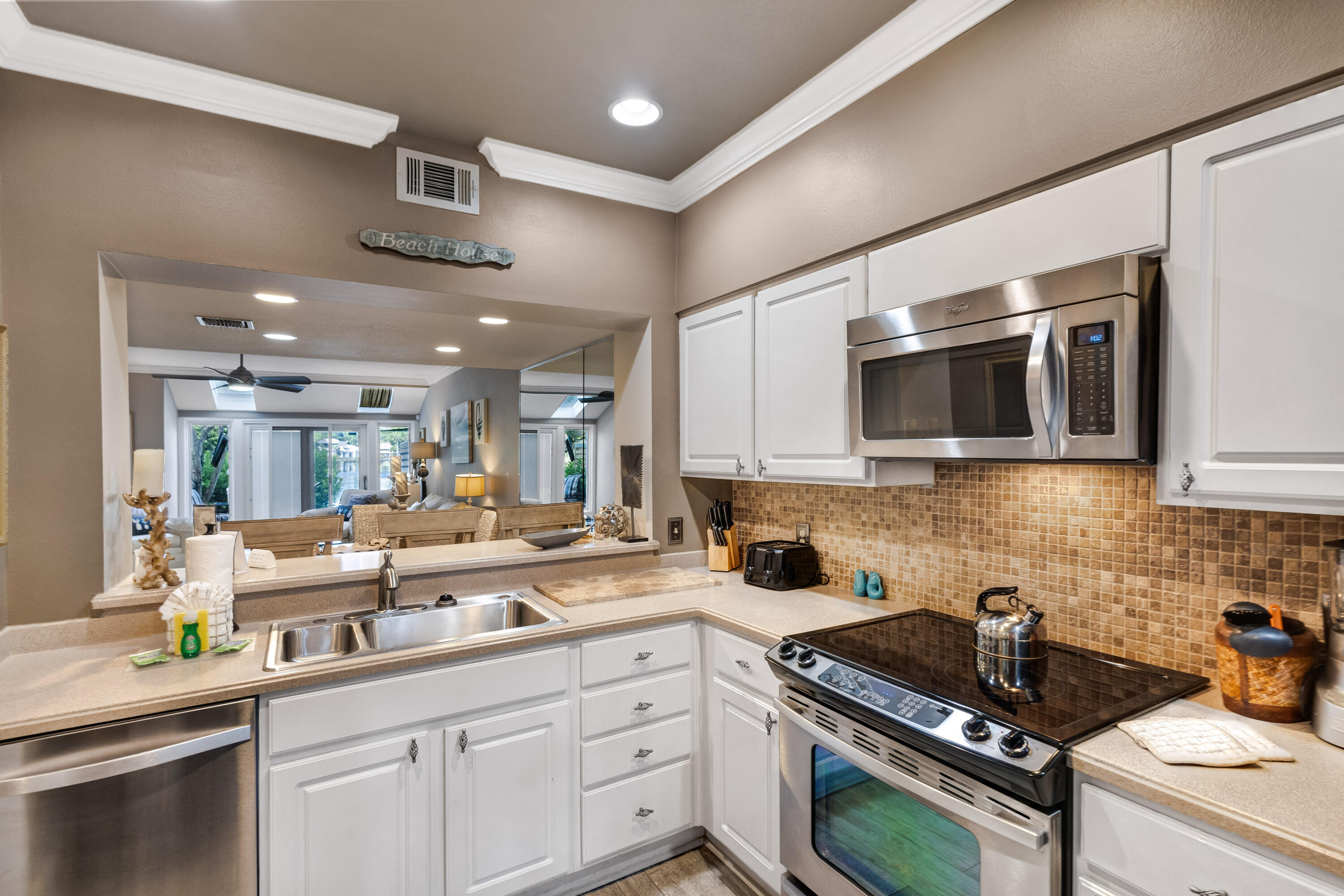 BEACHWALK VILLAS PH 04 - Residential