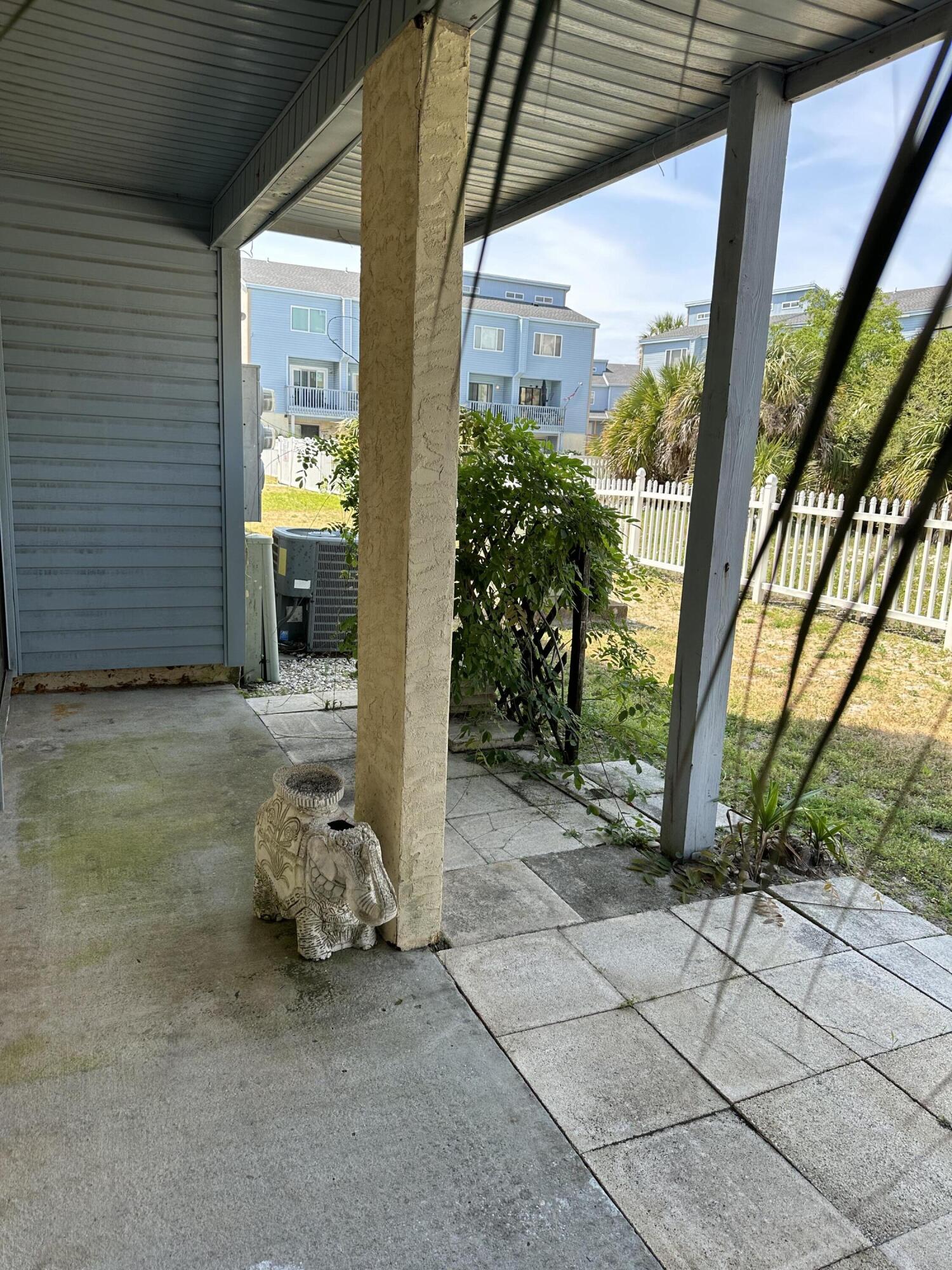 COMMODORES LANDING 3-B - Residential