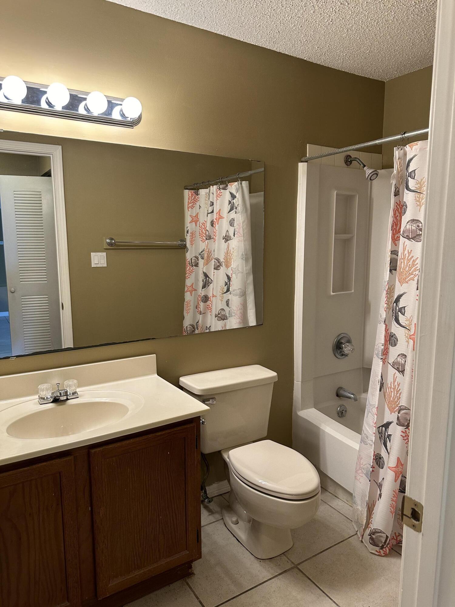 COMMODORES LANDING 3-B - Residential