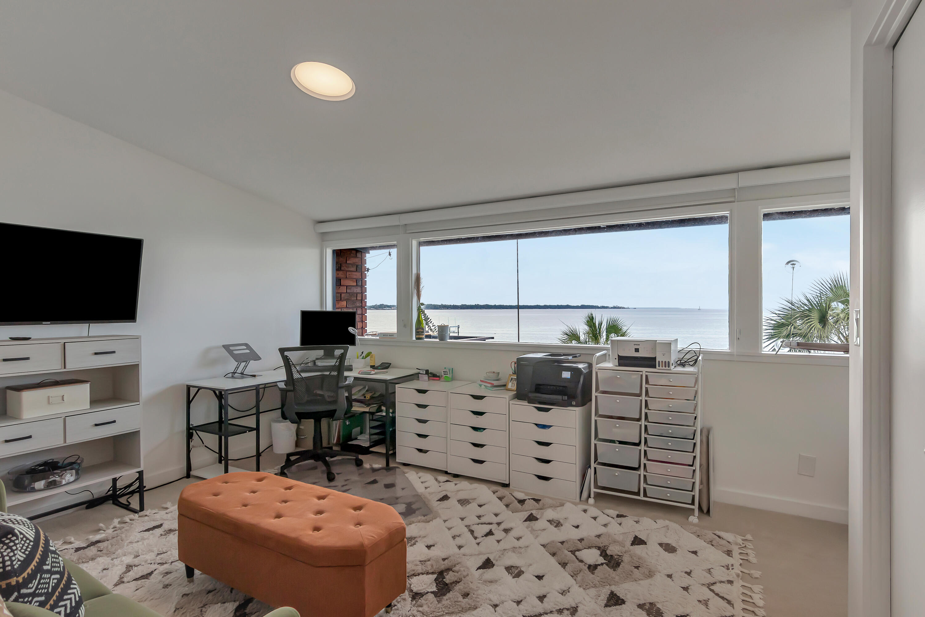 FWB&MRY ESTHR WATER - Residential