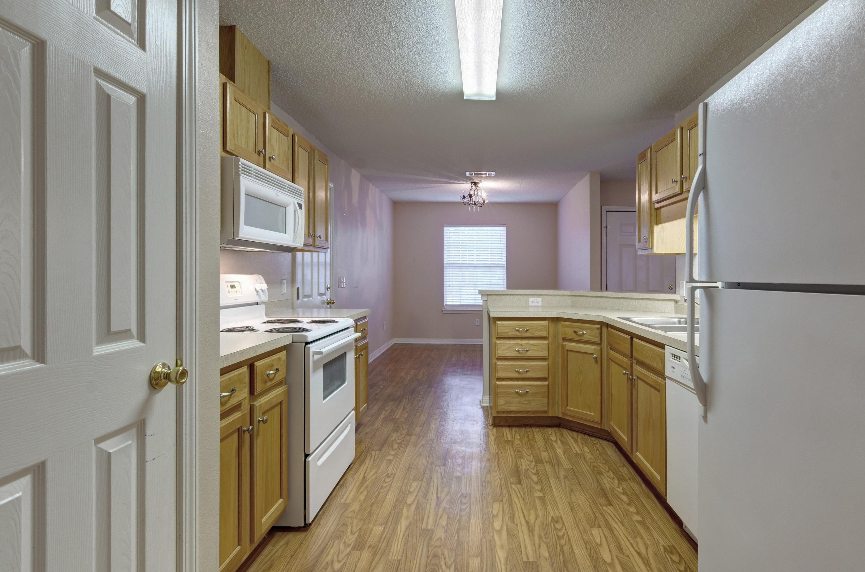 BROOKWOOD ESTATES - Residential