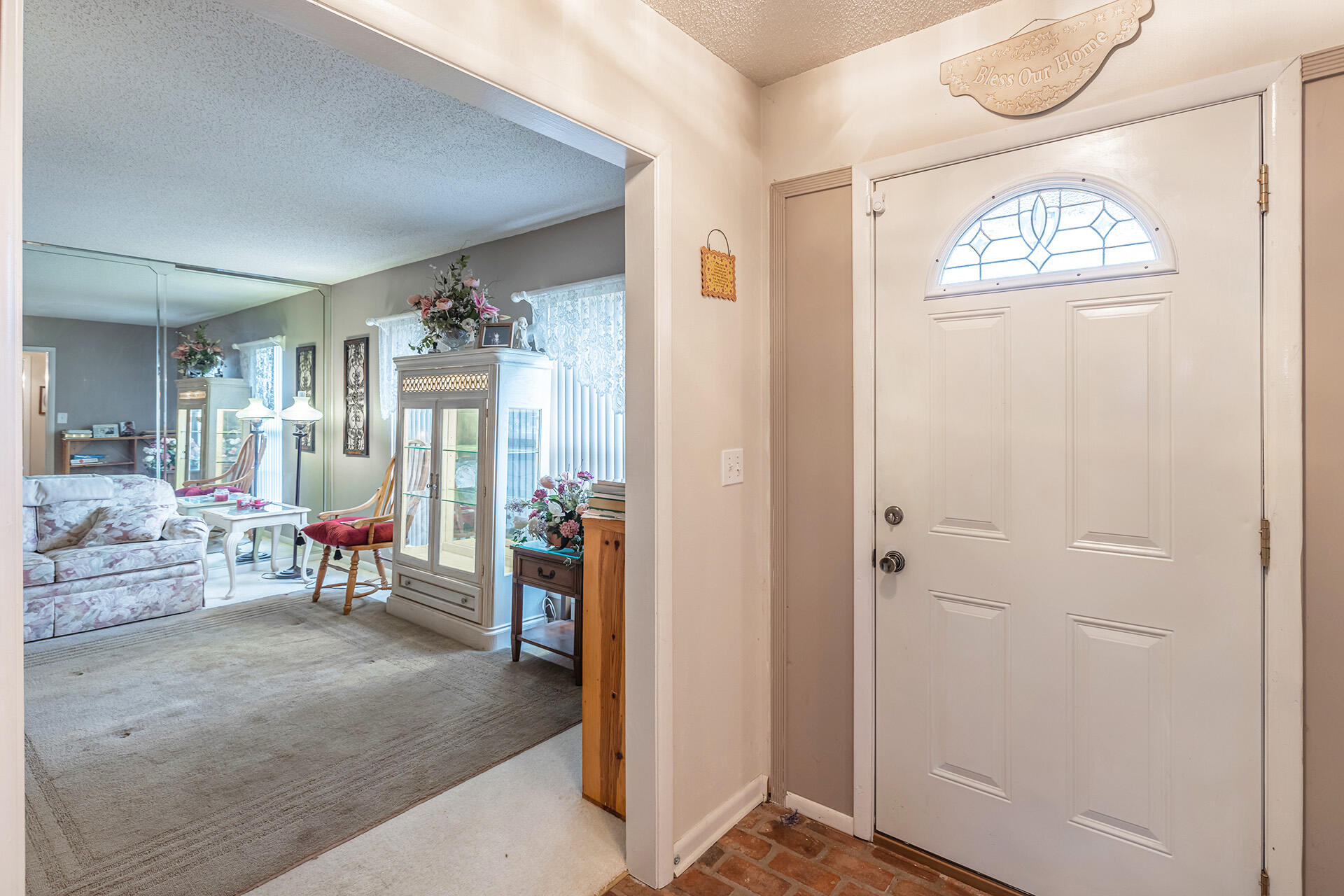 LAKE LORRAINE ESTATES - Residential