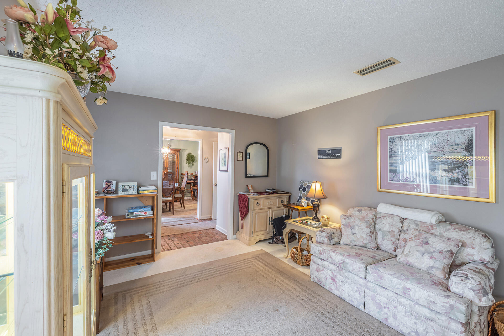 LAKE LORRAINE ESTATES - Residential