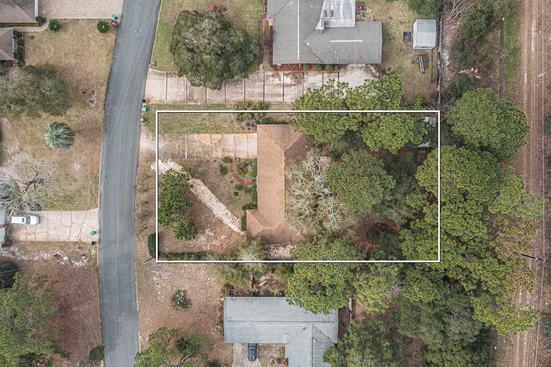 LAKE LORRAINE ESTATES - Residential