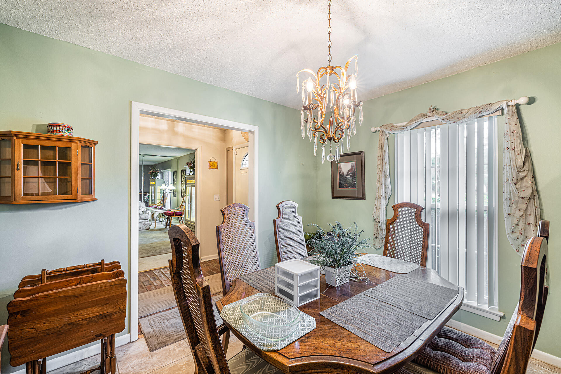 LAKE LORRAINE ESTATES - Residential