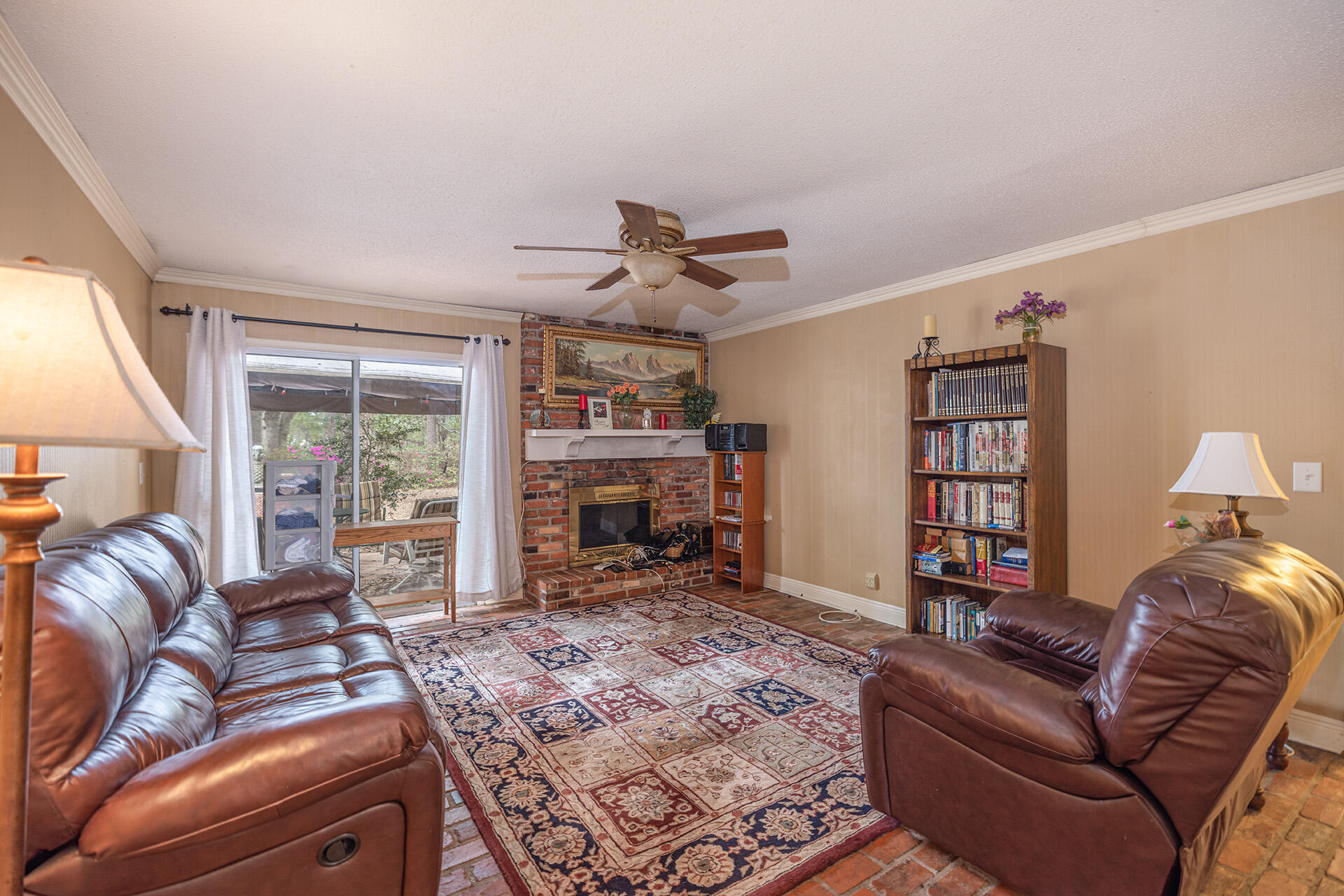 LAKE LORRAINE ESTATES - Residential