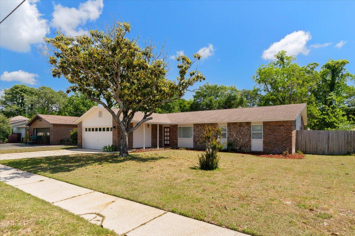 LAKEVIEW ESTATES - Residential