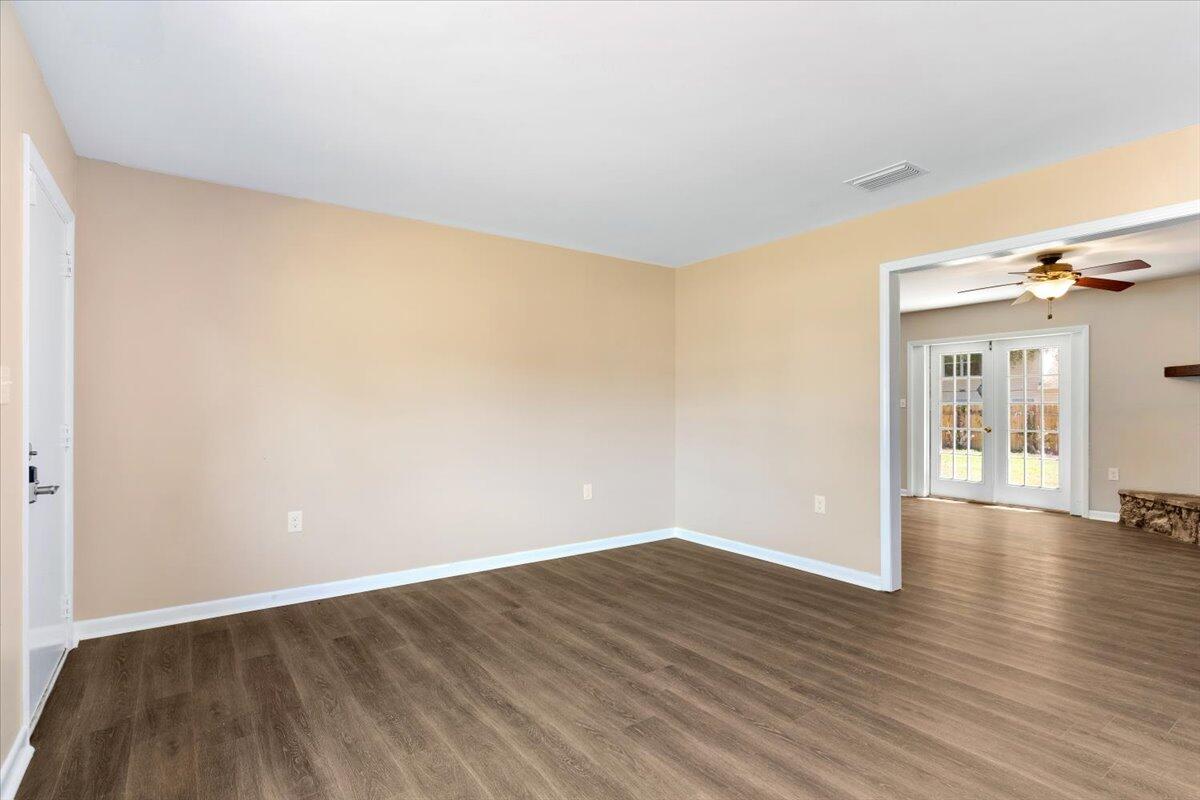 LAKEVIEW ESTATES - Residential