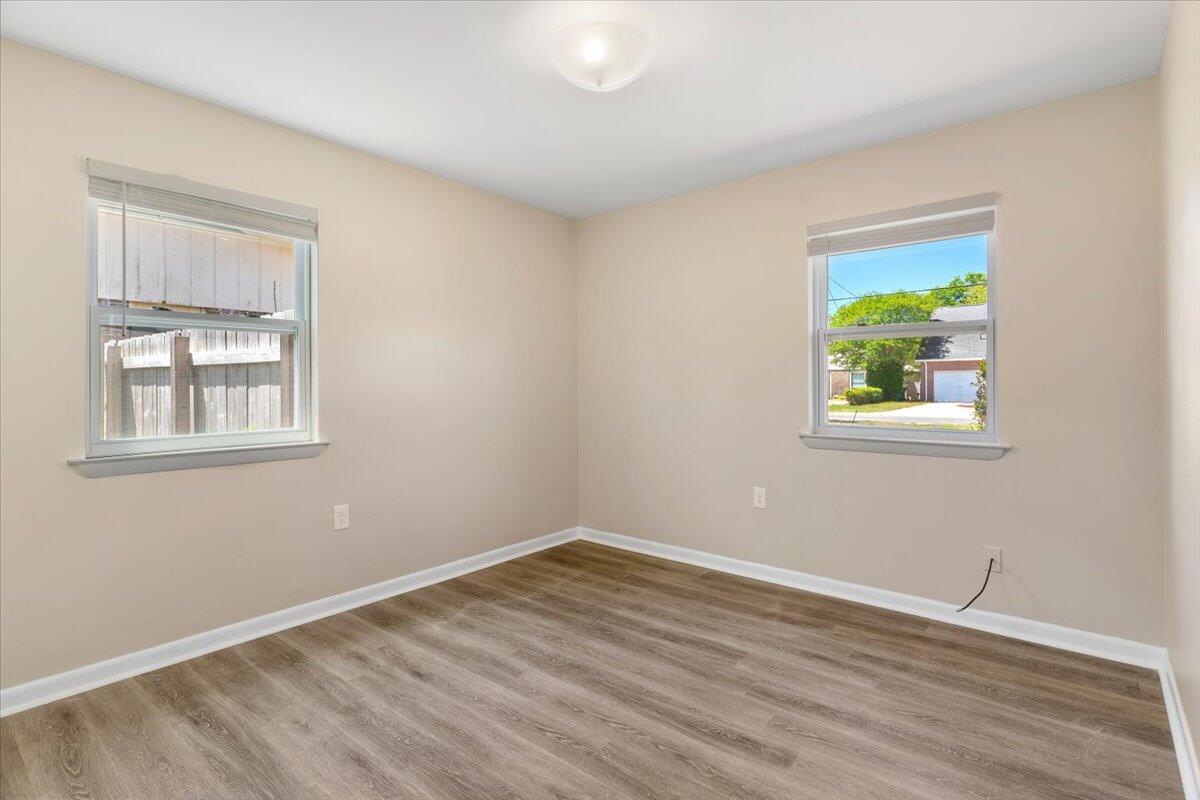 LAKEVIEW ESTATES - Residential