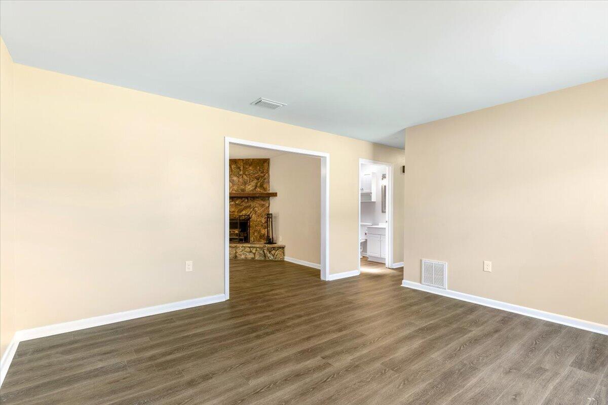 LAKEVIEW ESTATES - Residential