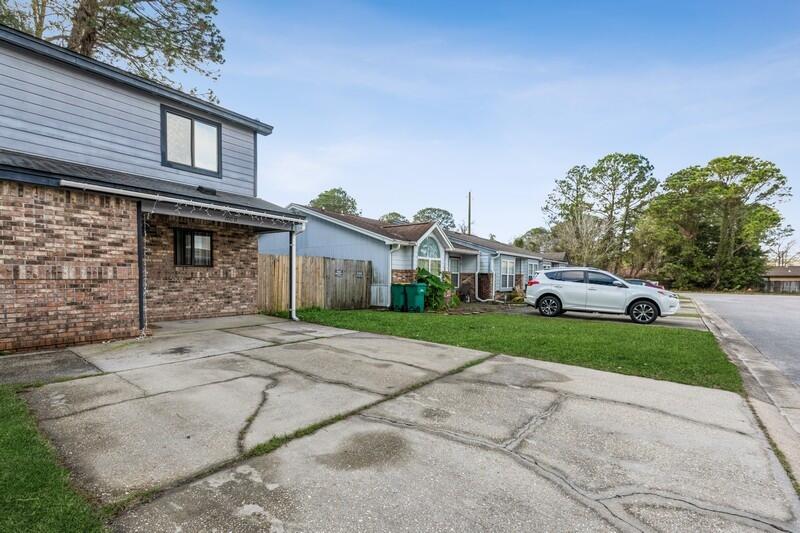 BRIGHTON WOODS - Residential