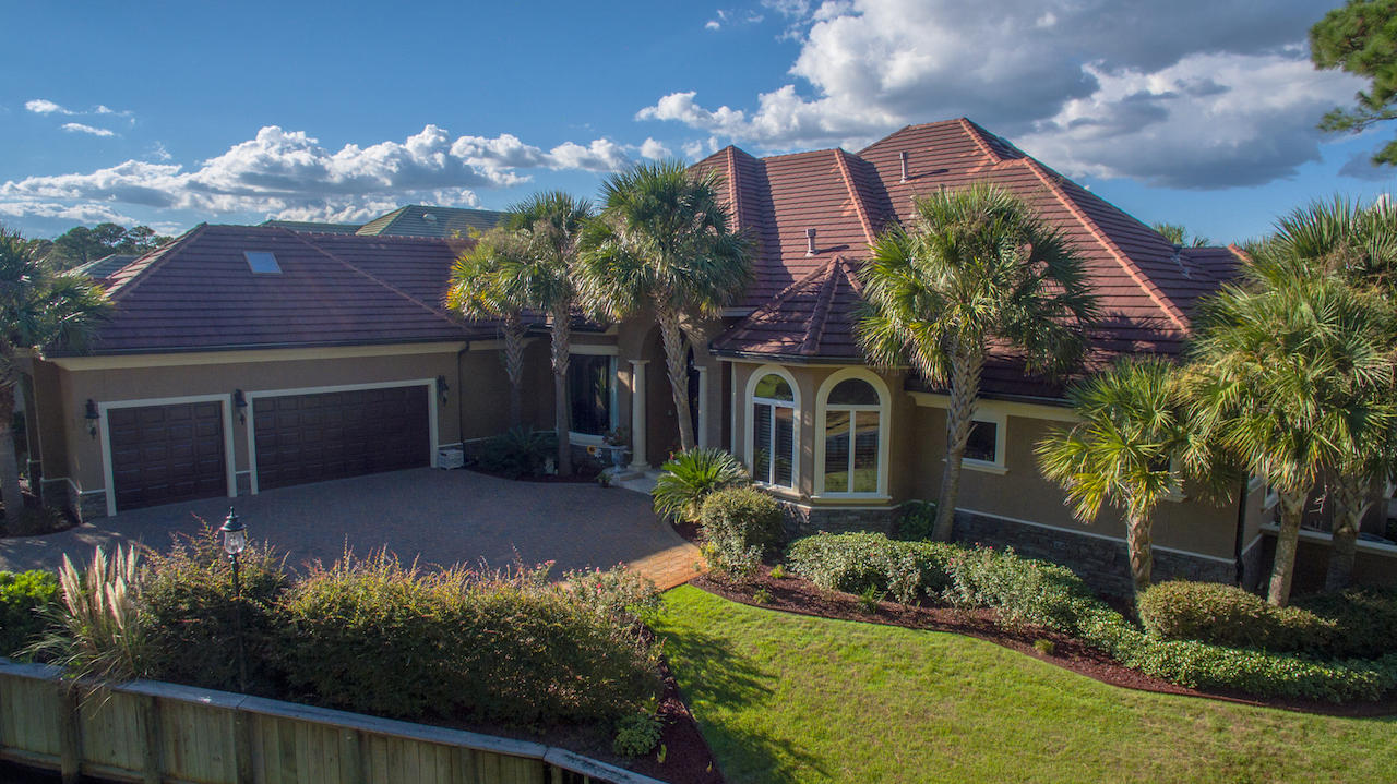 SUNBURST ON THE BAY - Residential