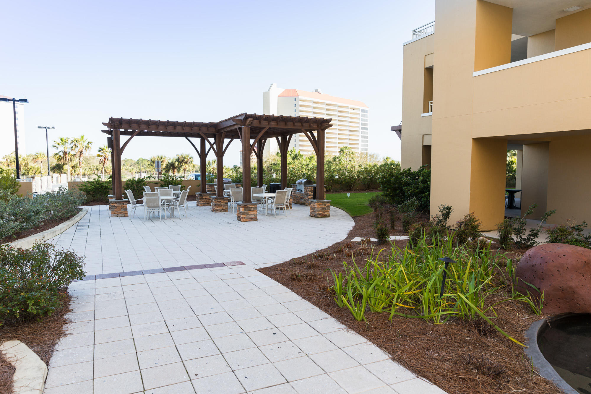 LUAU II - Residential