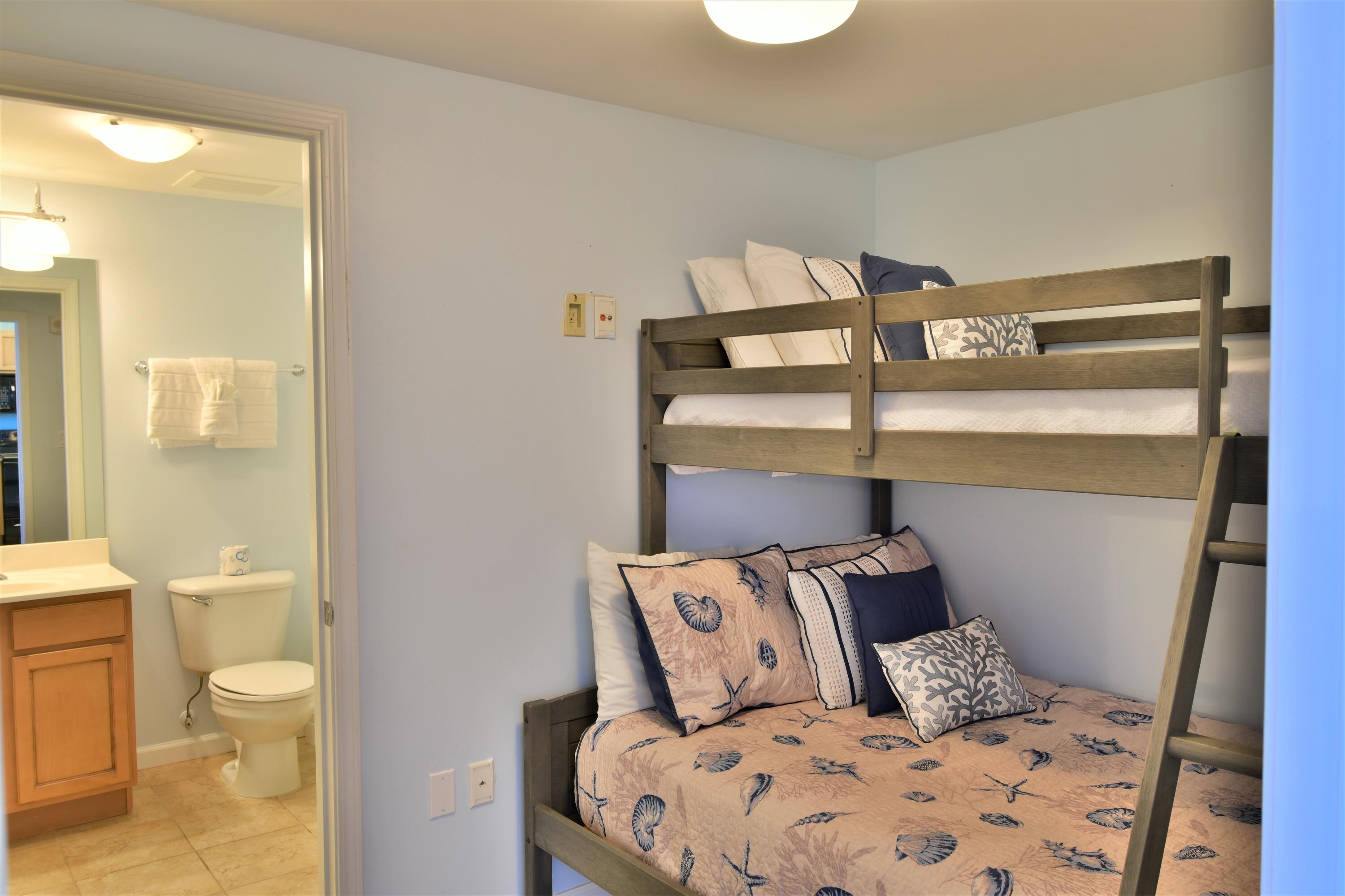 THE PALMS OF DESTIN - Residential