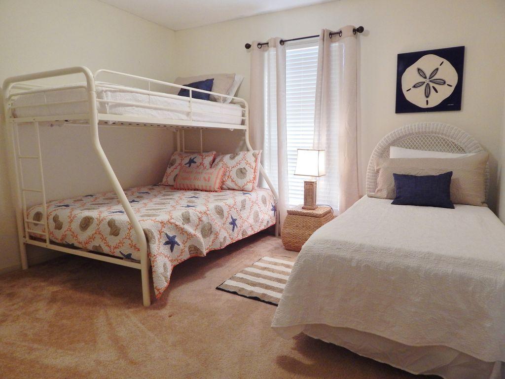 SANDPIPER COVE PH 08 - Residential