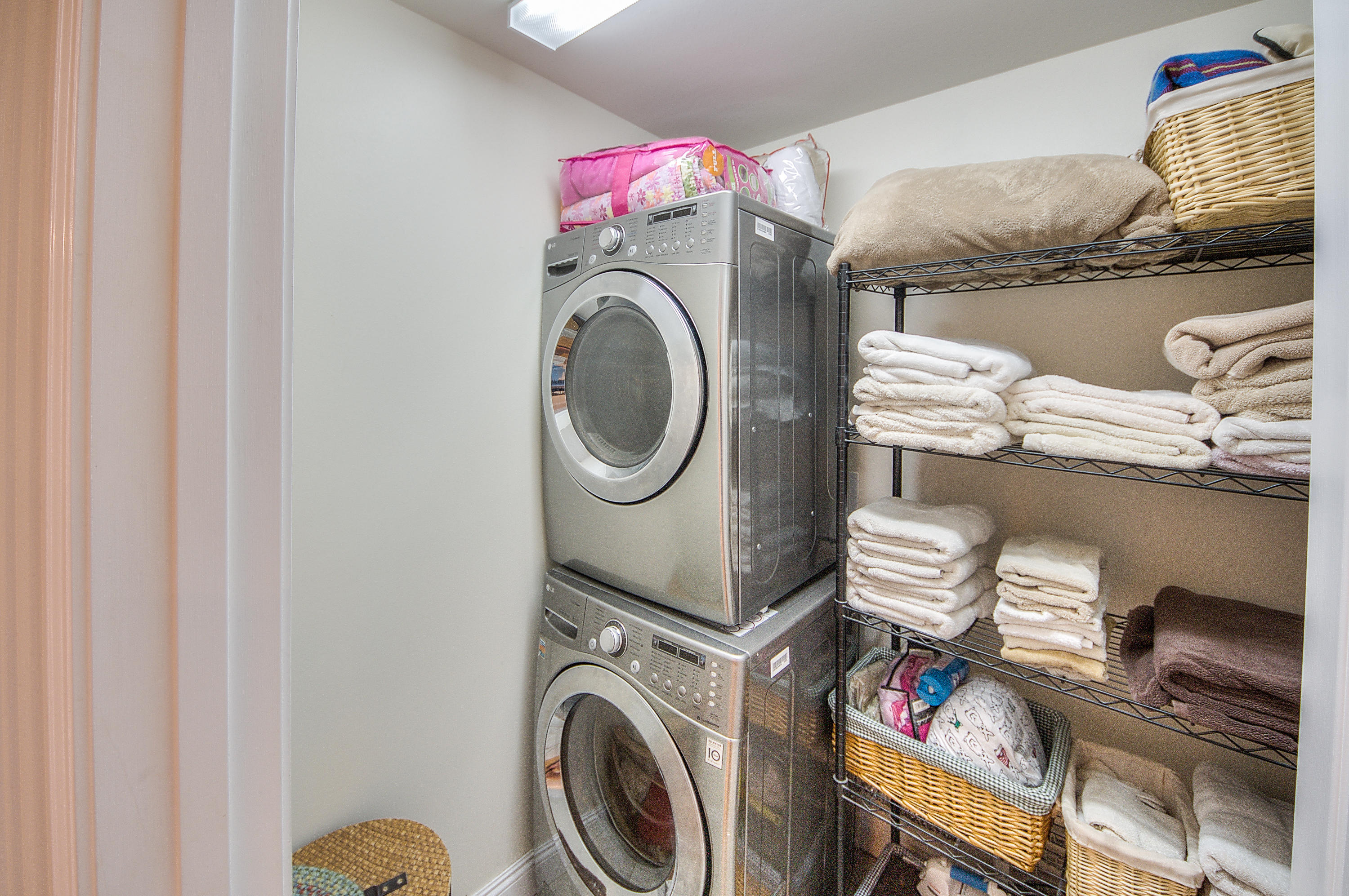 CRYSTAL BCH E1/2 LOTS 14 & 15 BLK 7 - Residential