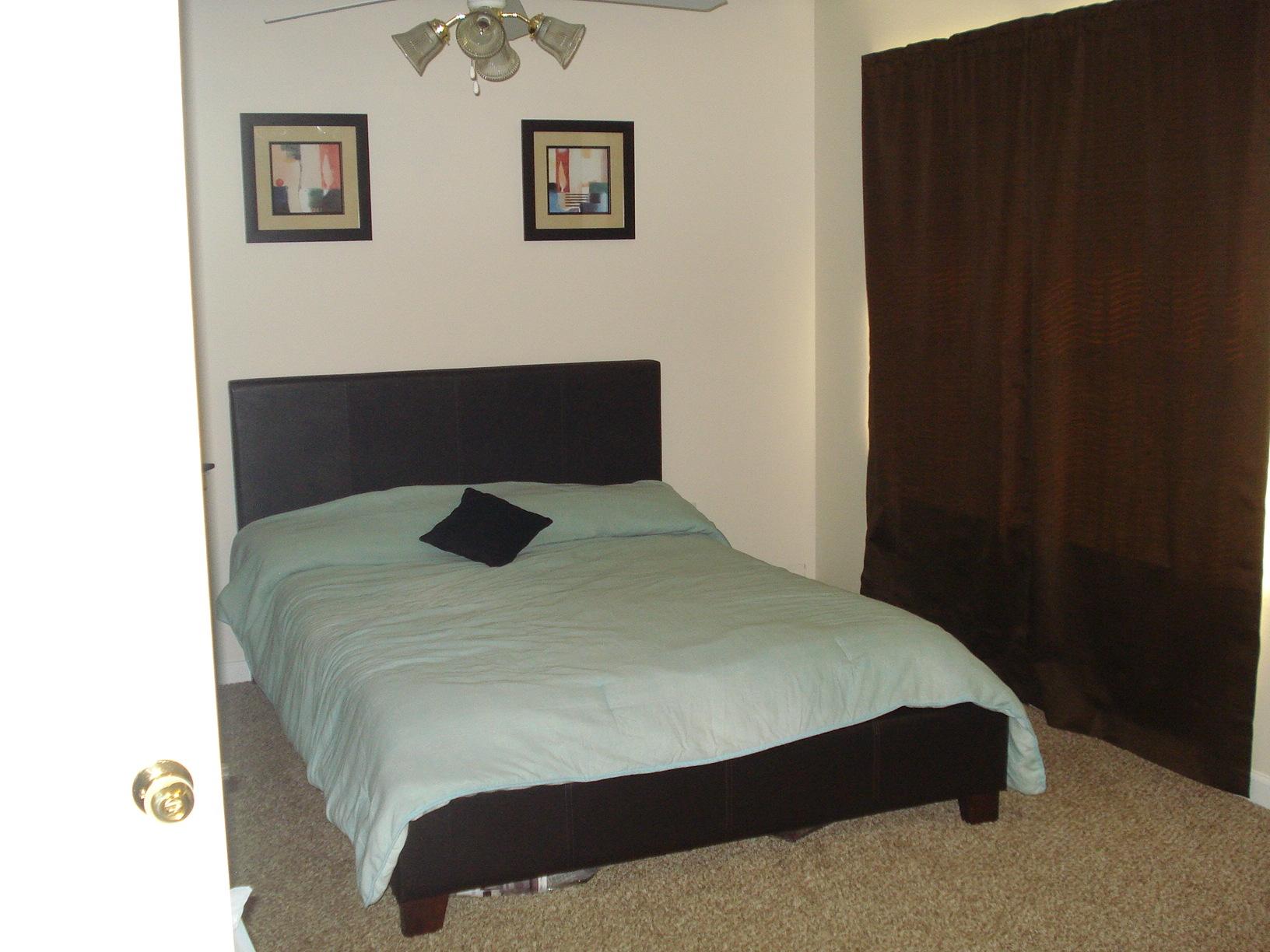 ROLLING PINES - Residential