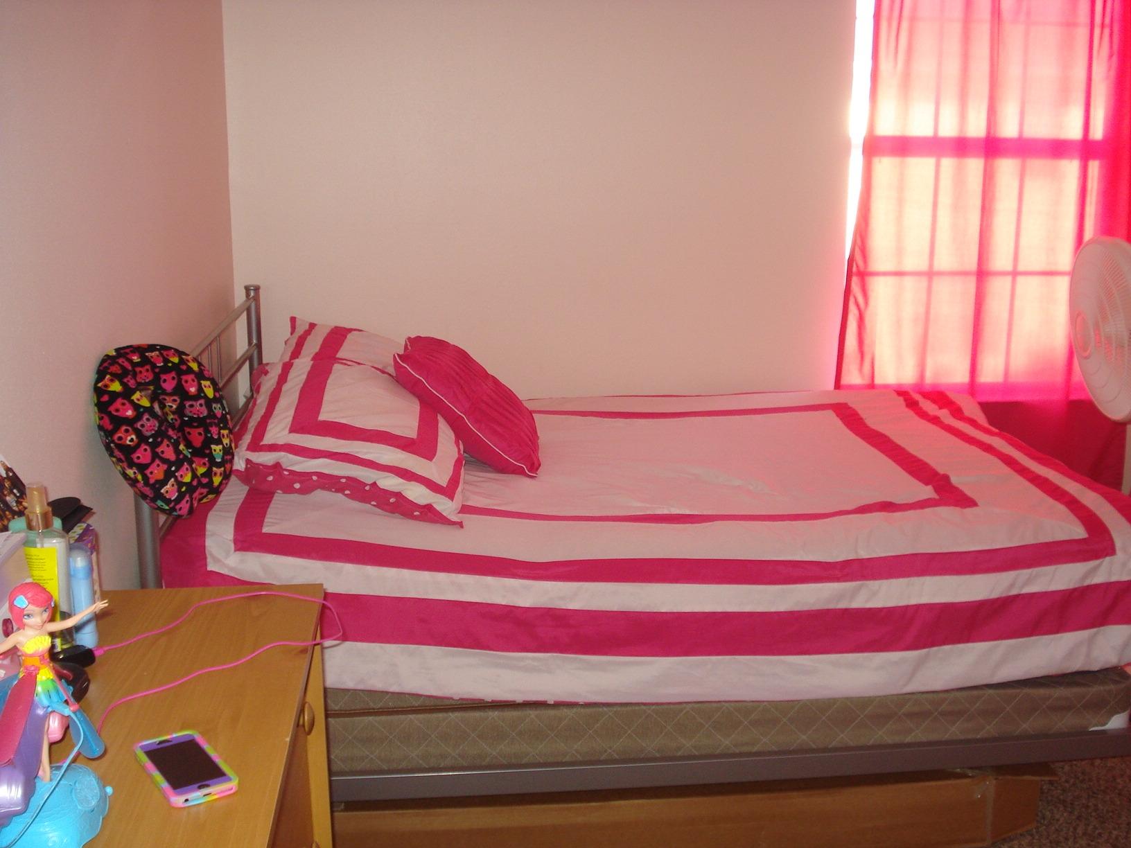 ROLLING PINES - Residential