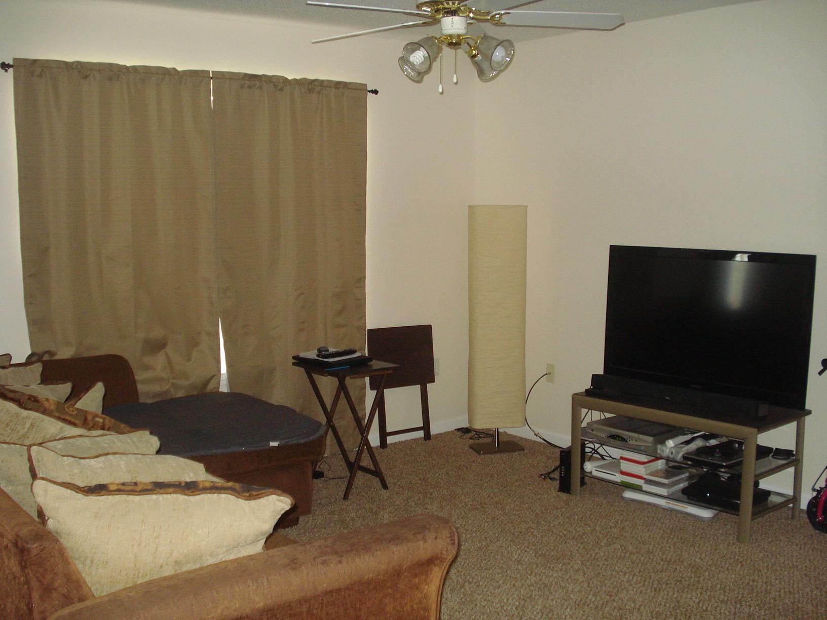 ROLLING PINES - Residential