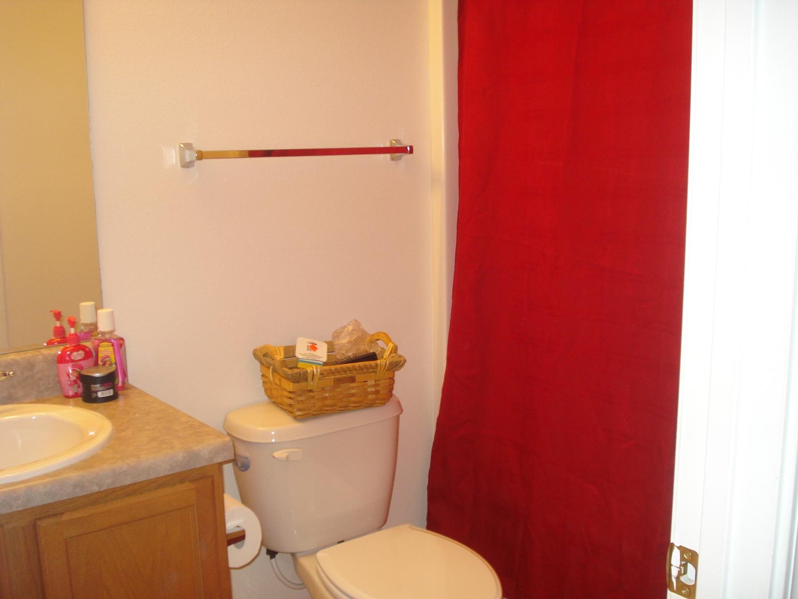 ROLLING PINES - Residential