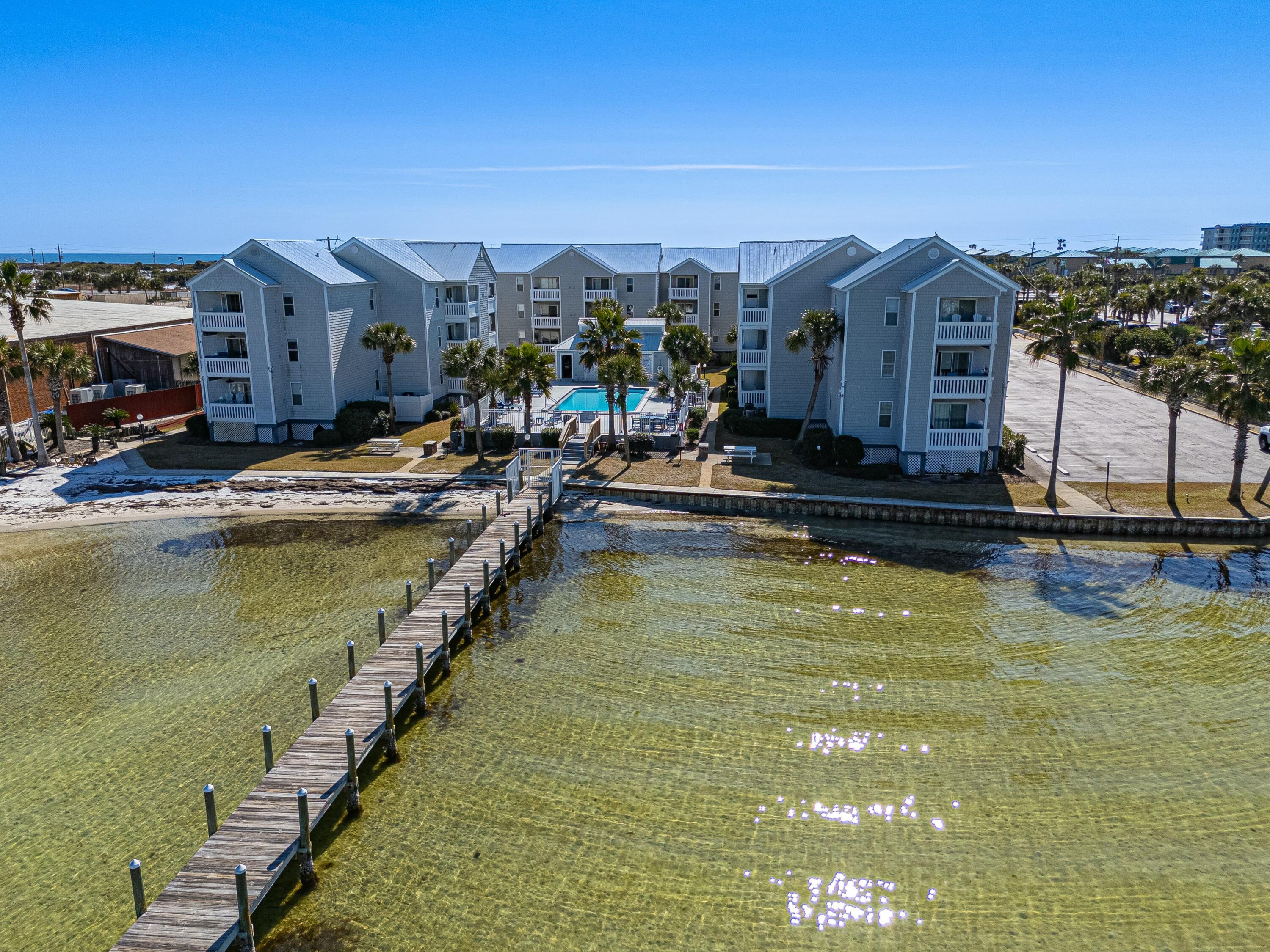 HERMITAGE CONDOMINIUM - Residential