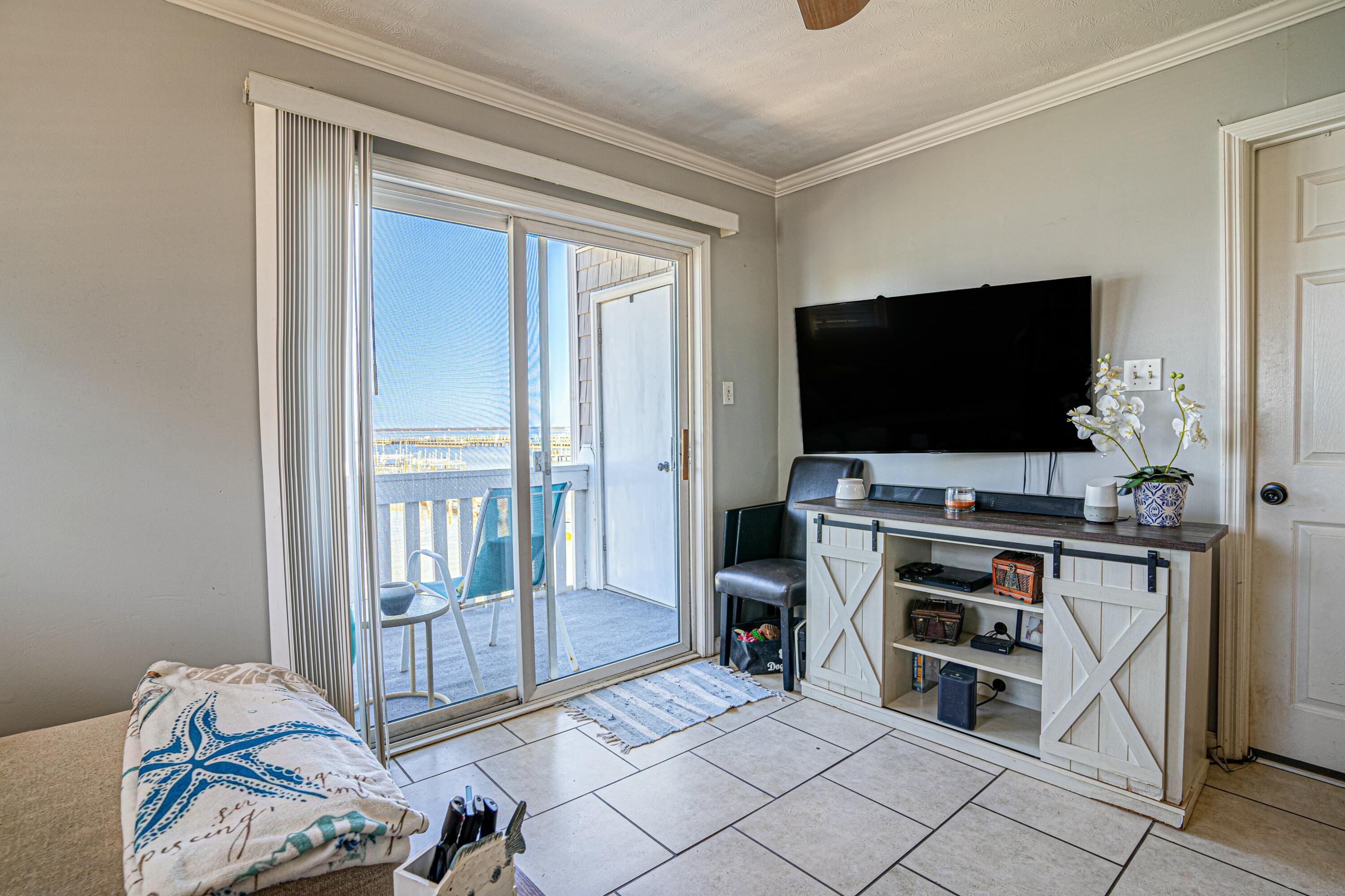 HERMITAGE CONDOMINIUM - Residential