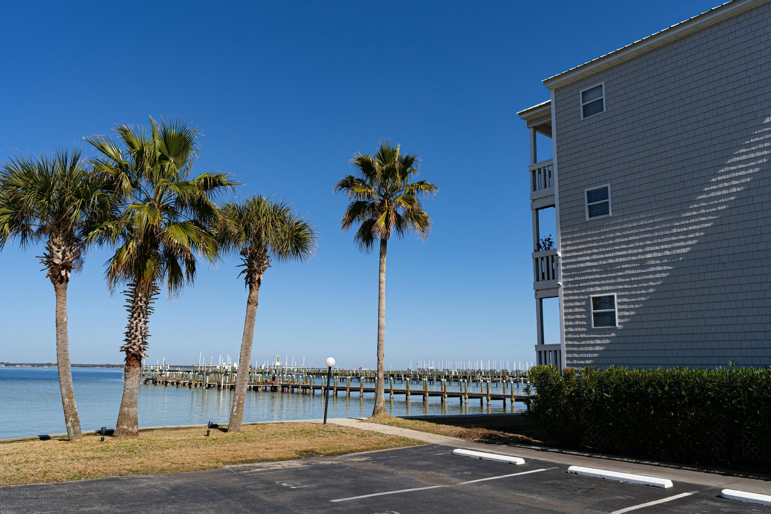 HERMITAGE CONDOMINIUM - Residential