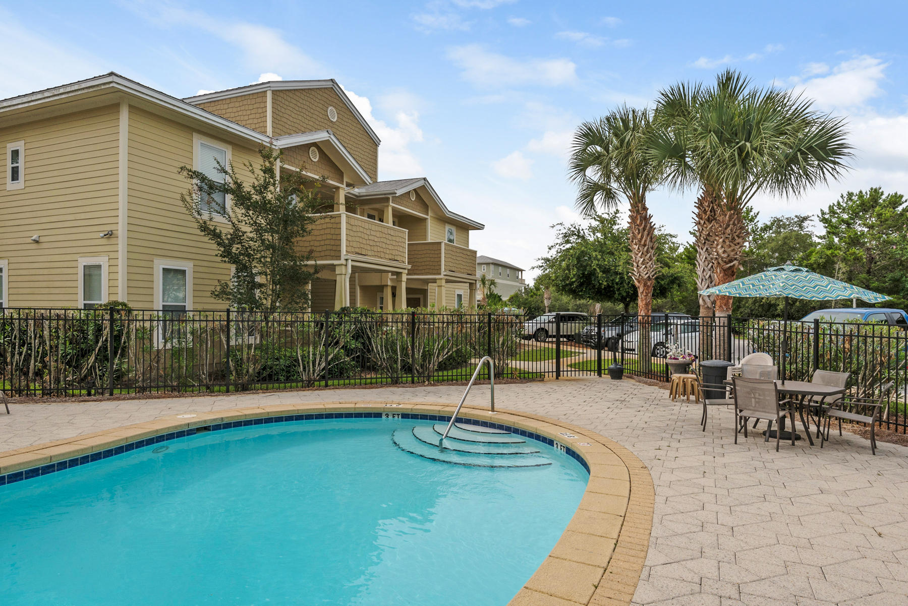 TOPSAIL VILLAGE - Residential