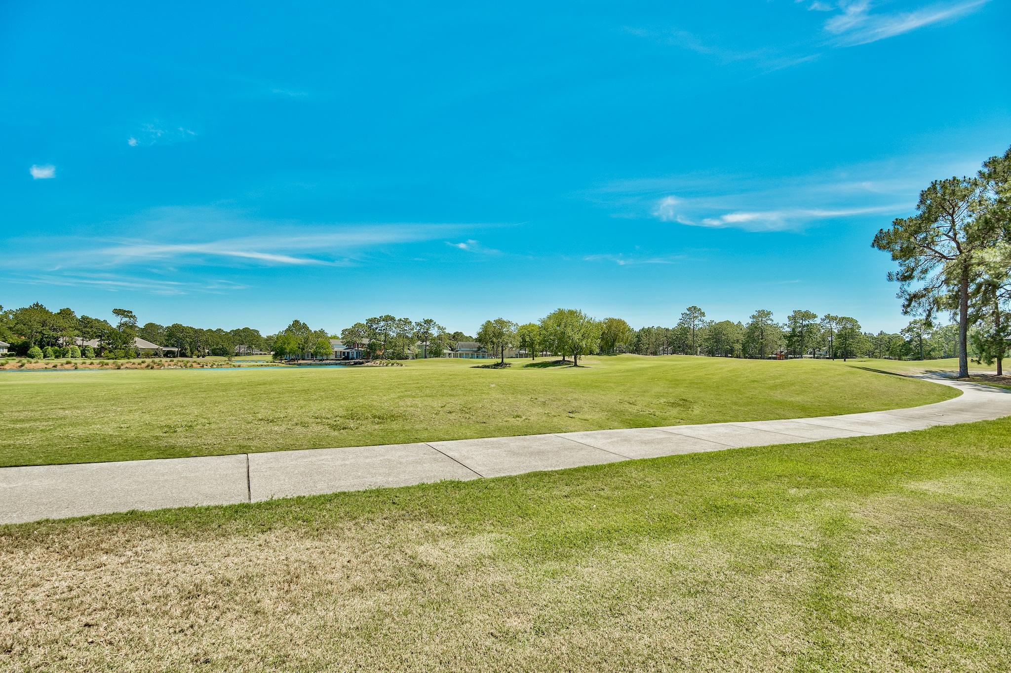 ISLAND GREEN - Residential