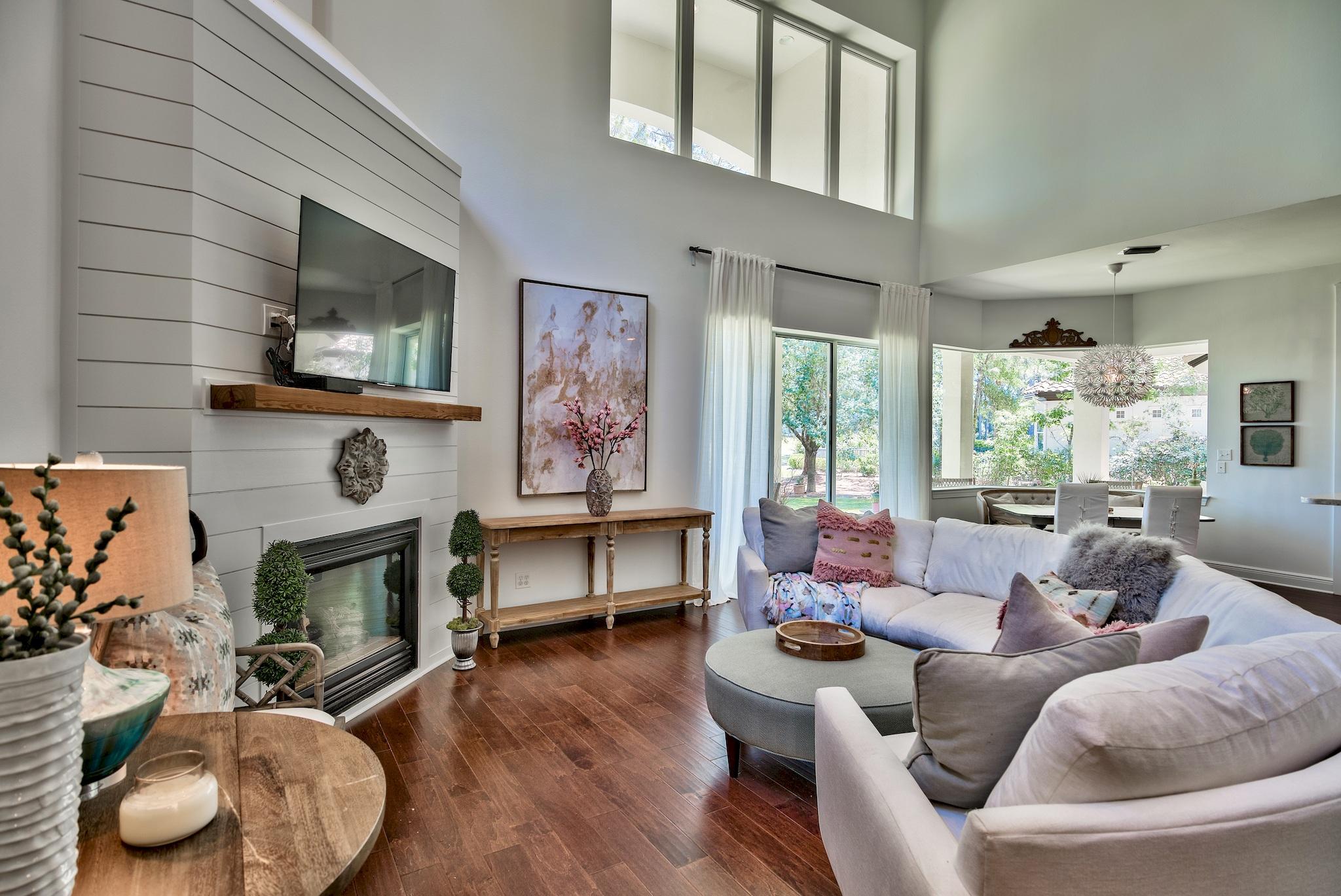 ISLAND GREEN - Residential
