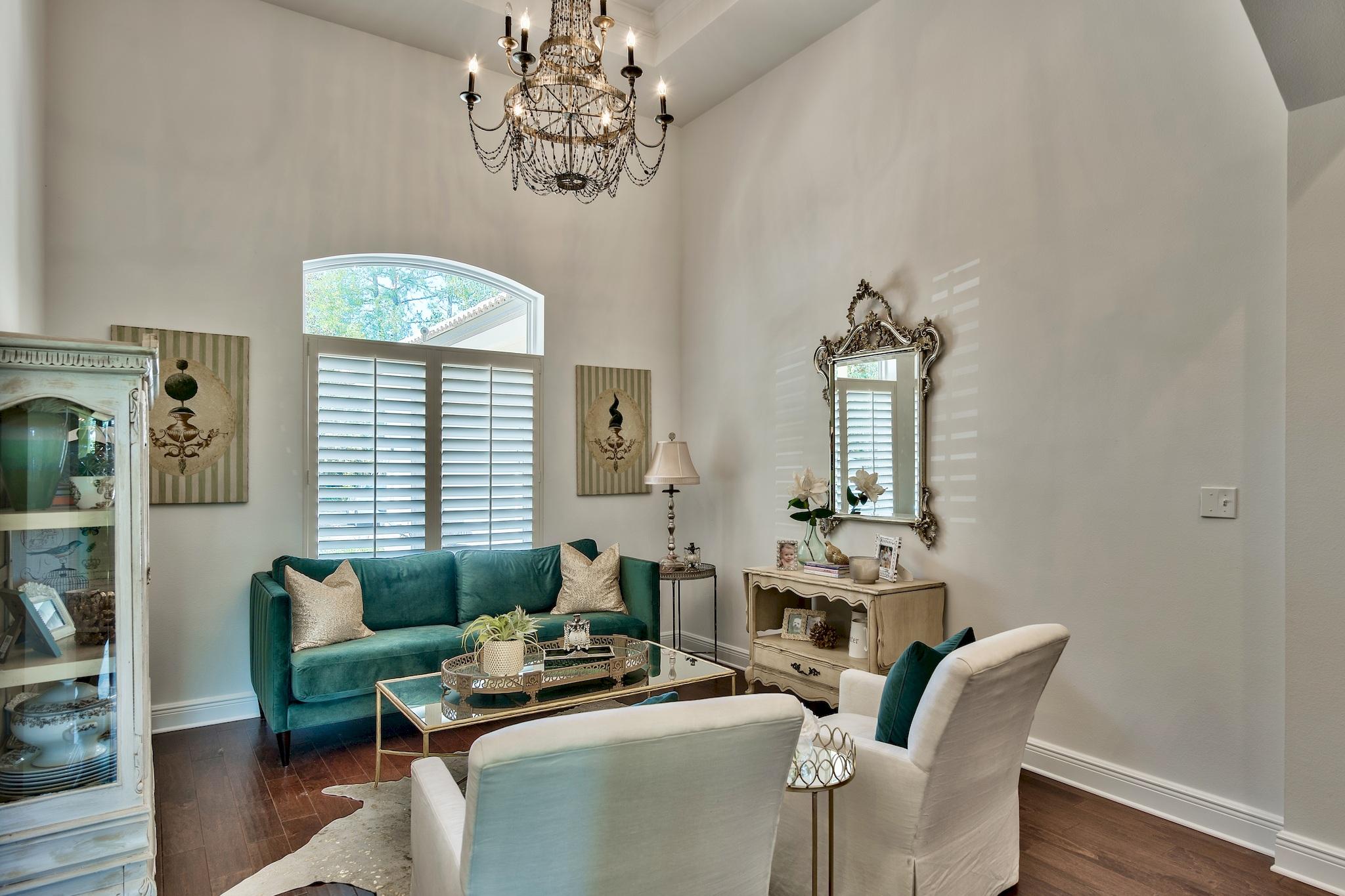 ISLAND GREEN - Residential
