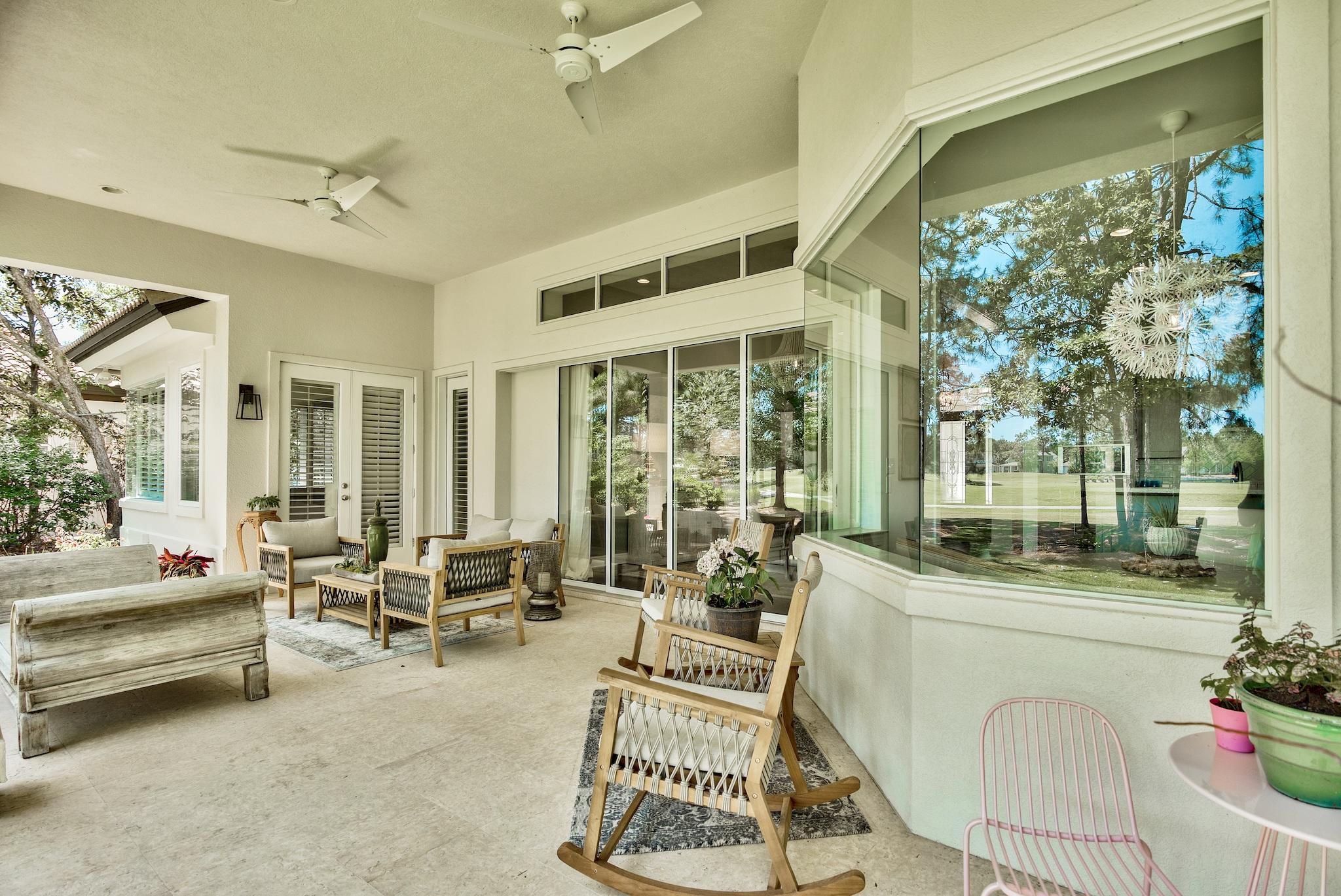 ISLAND GREEN - Residential