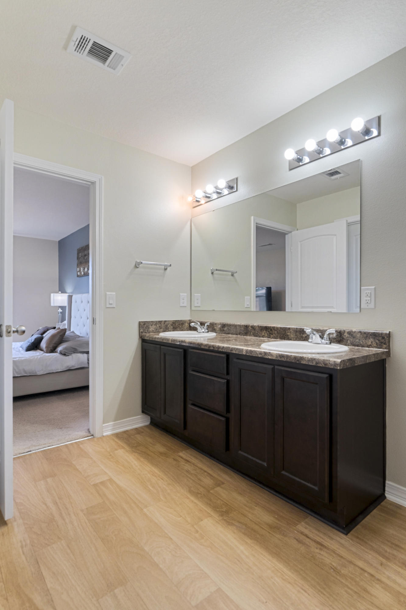 Navarre 2nd add - Residential