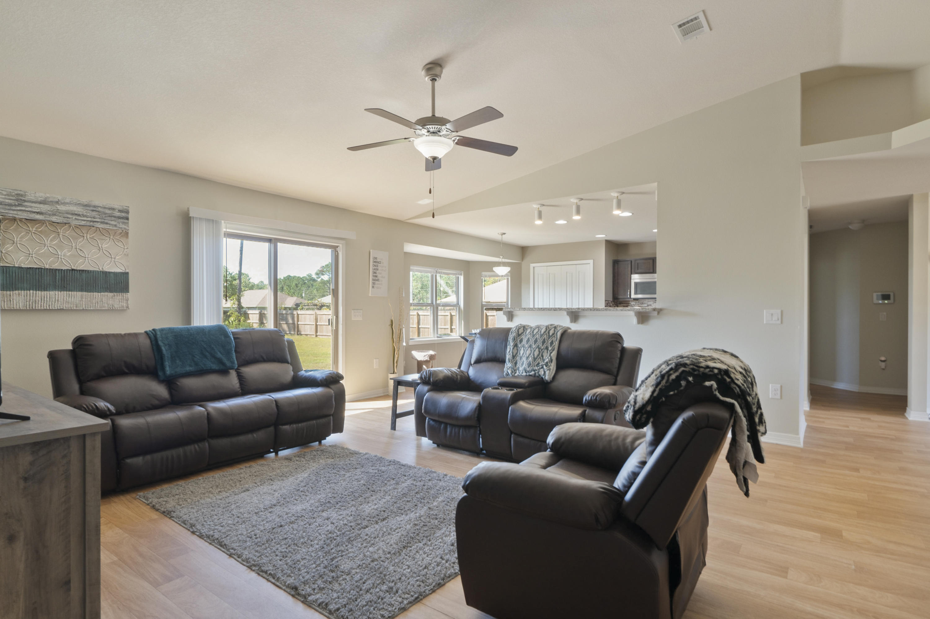 Navarre 2nd add - Residential