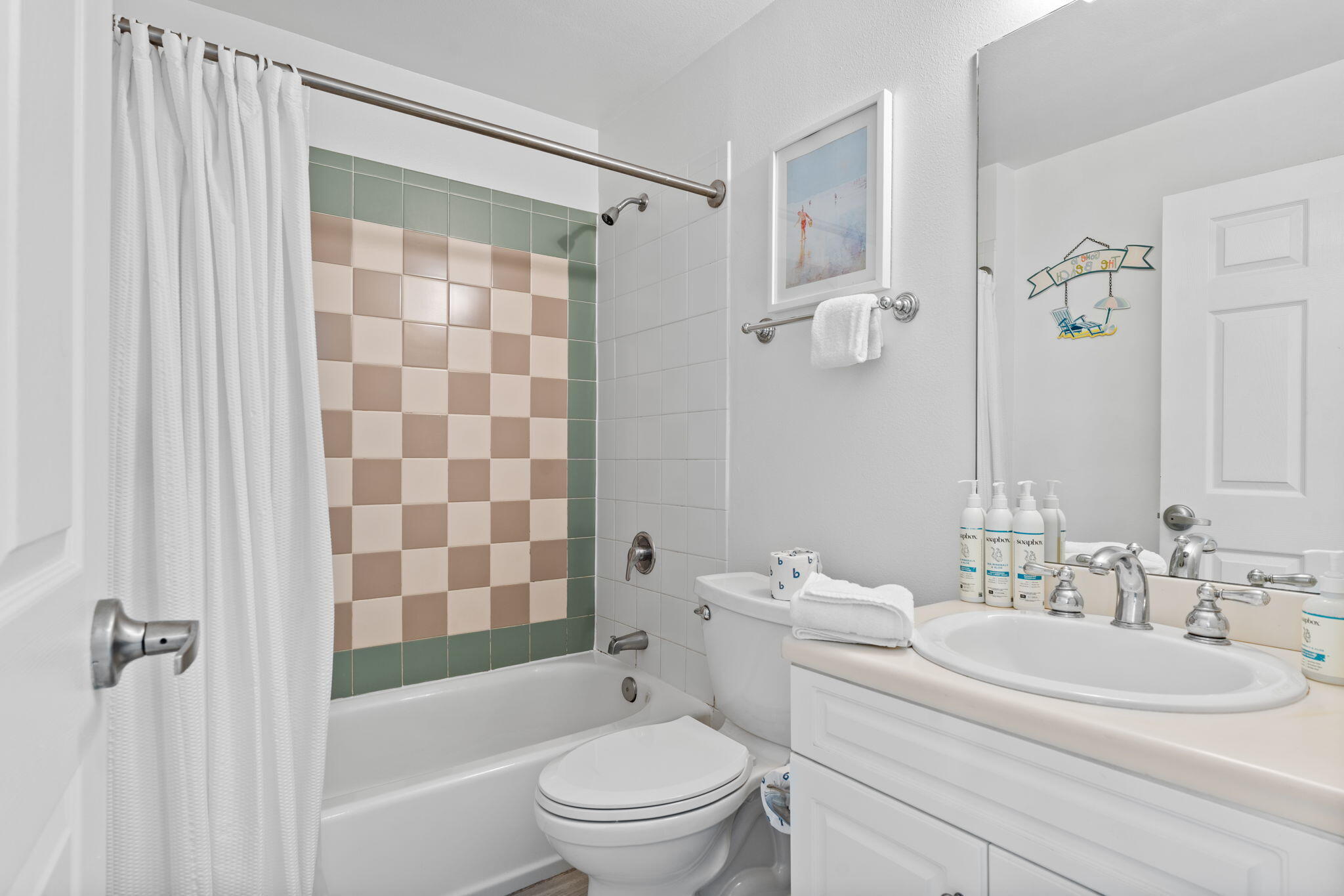 INN AT GULF PLACE - Residential