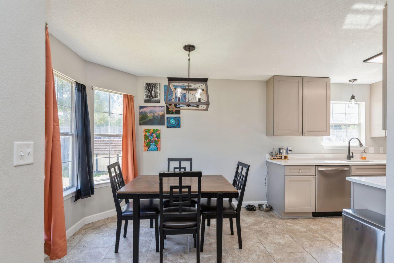 HOLLY GROVE SOUTH - Residential