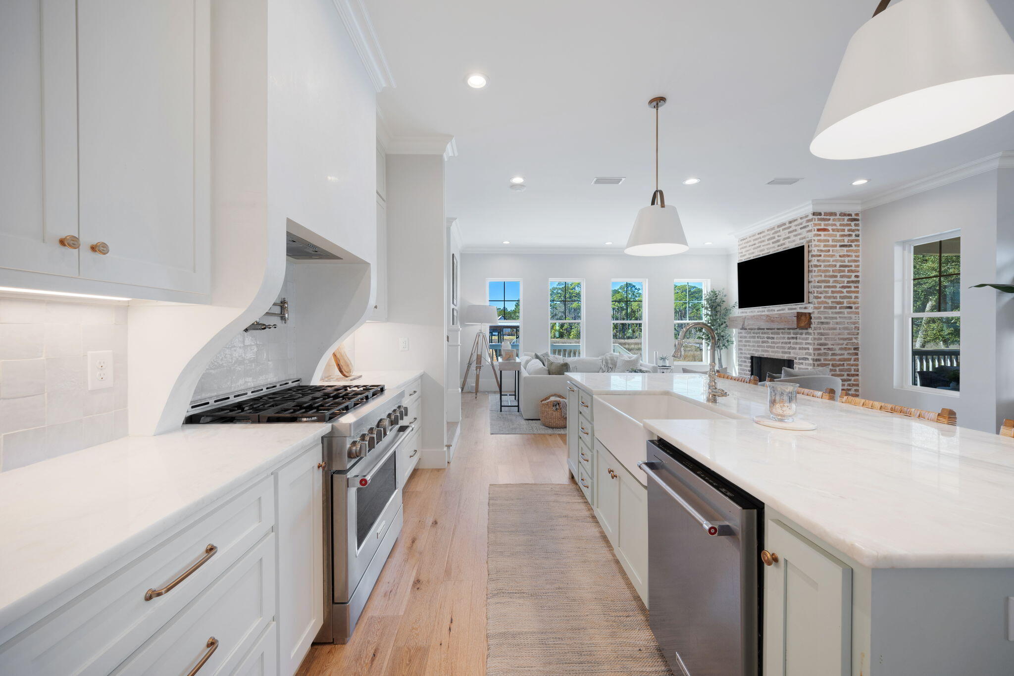 Daxton on the Bay - Residential