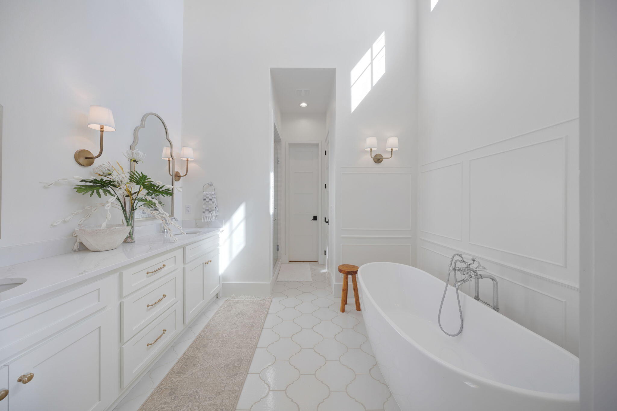Daxton on the Bay - Residential