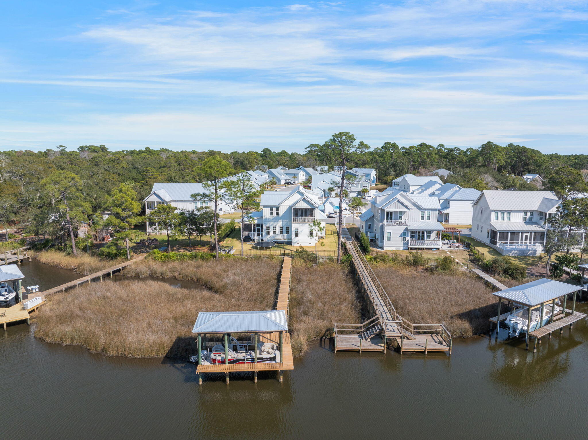 Daxton on the Bay - Residential