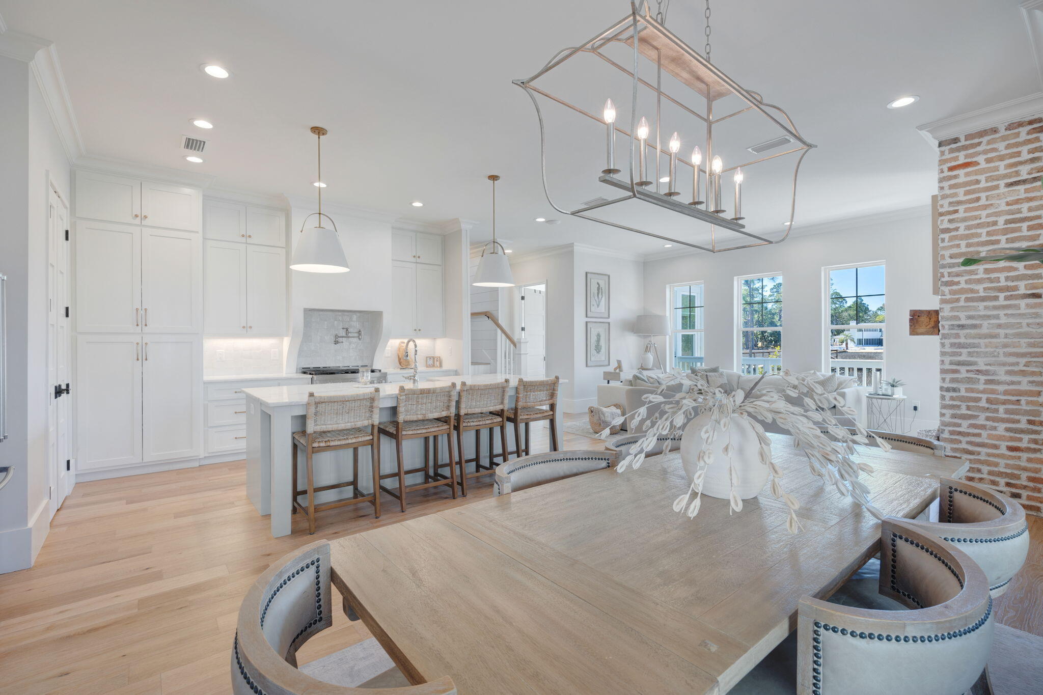 Daxton on the Bay - Residential