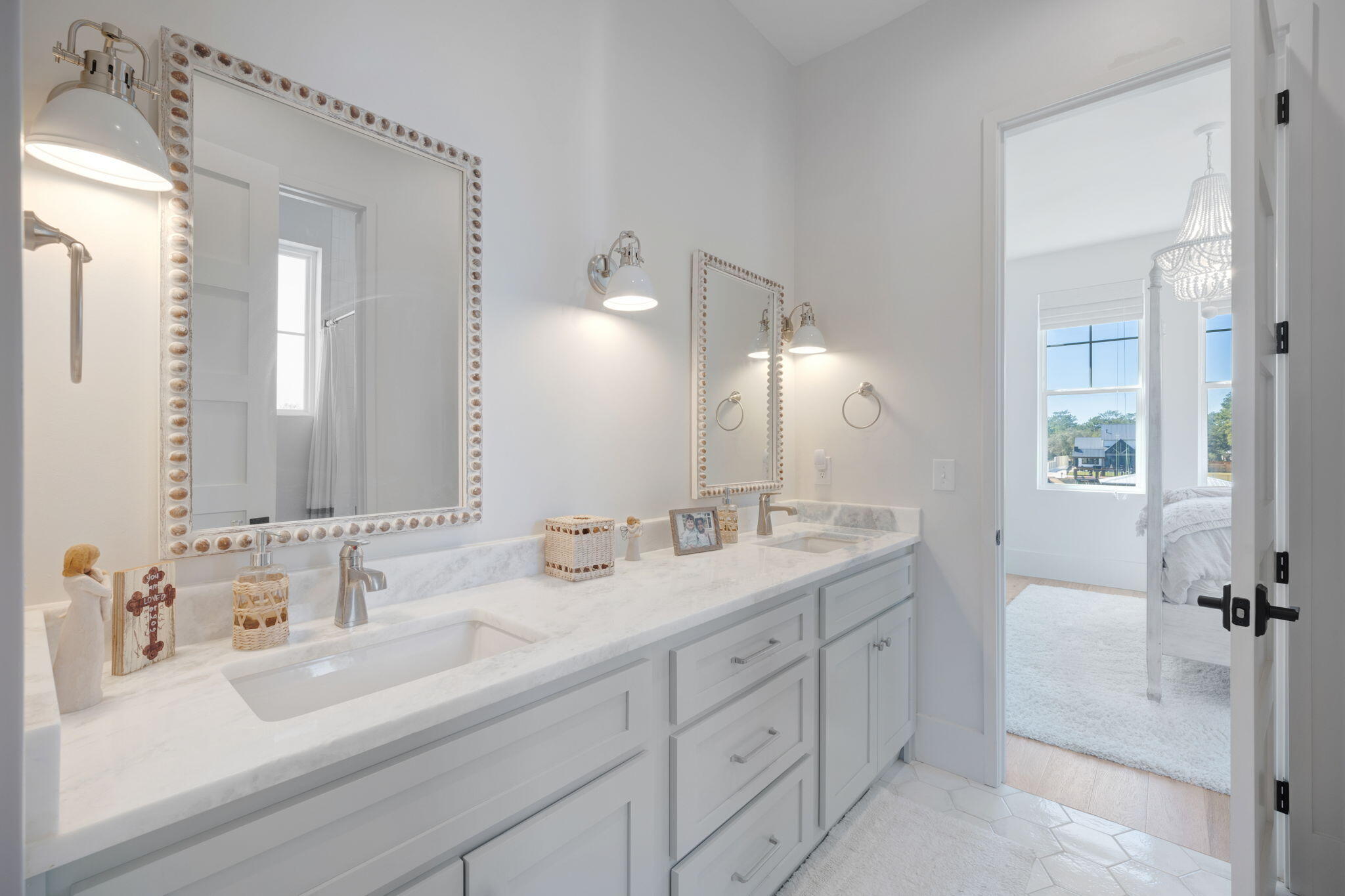 Daxton on the Bay - Residential