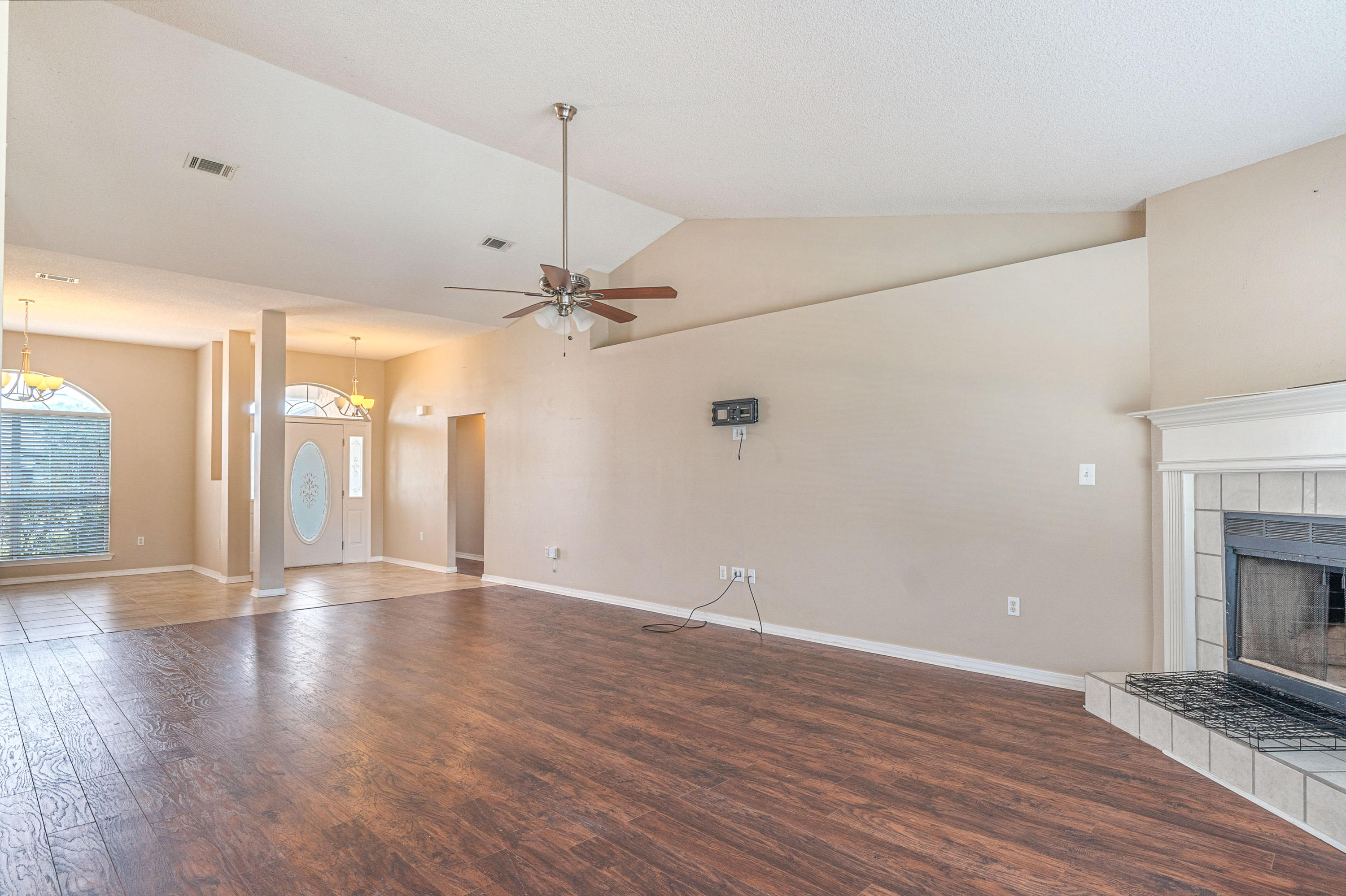 CREETWOODS - Residential