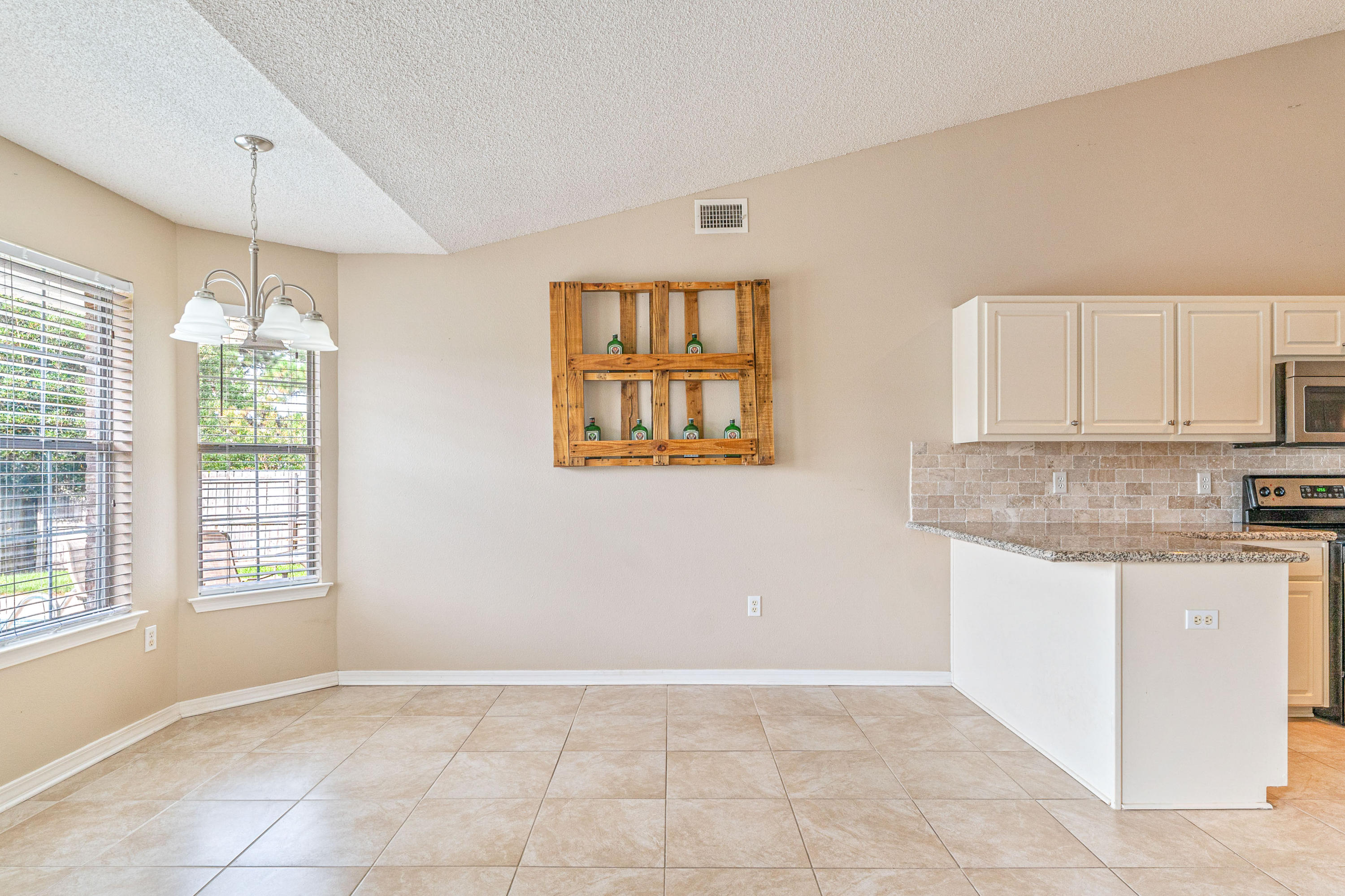 CREETWOODS - Residential