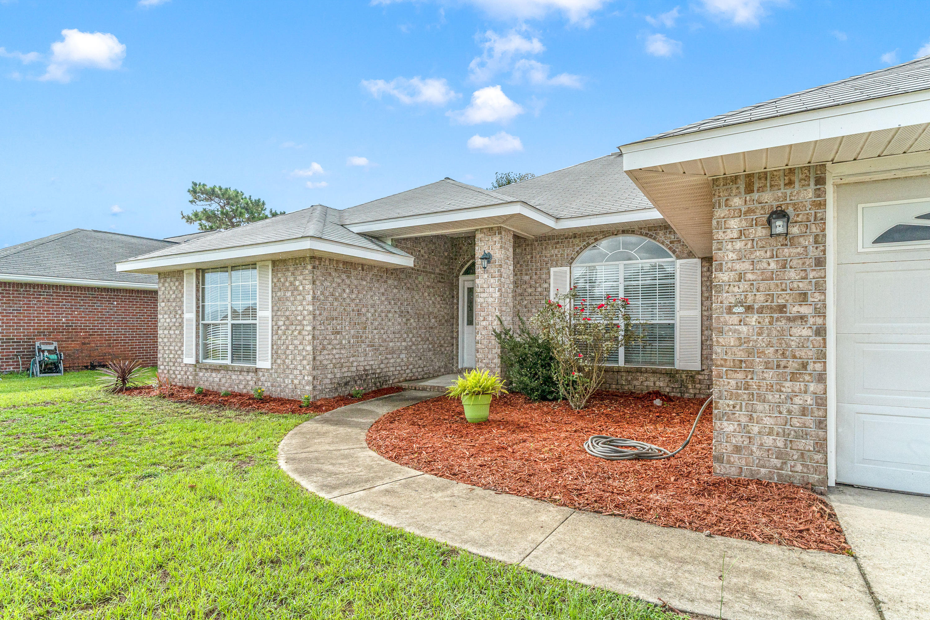 CREETWOODS - Residential