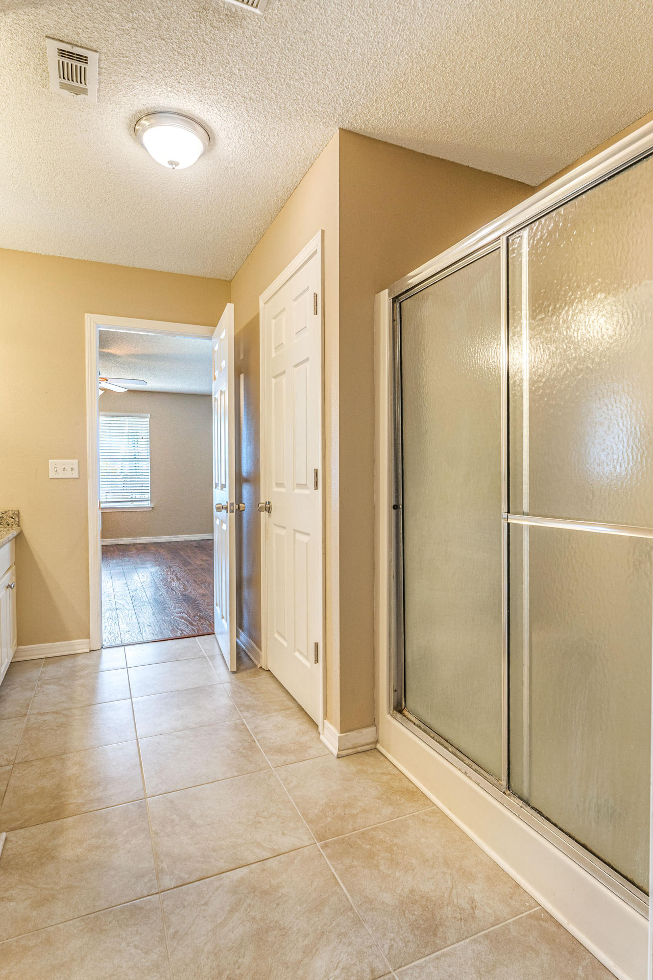 CREETWOODS - Residential