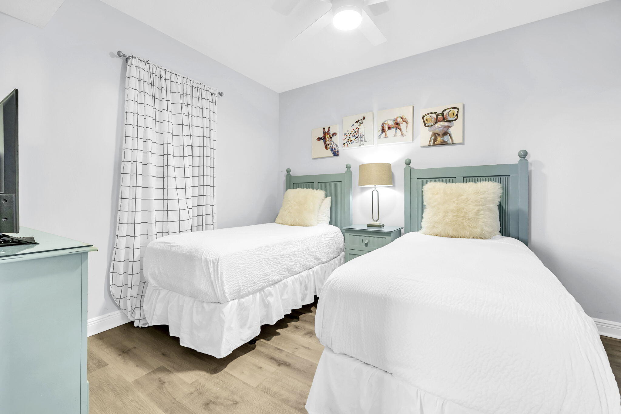 ARIEL DUNES II - Residential